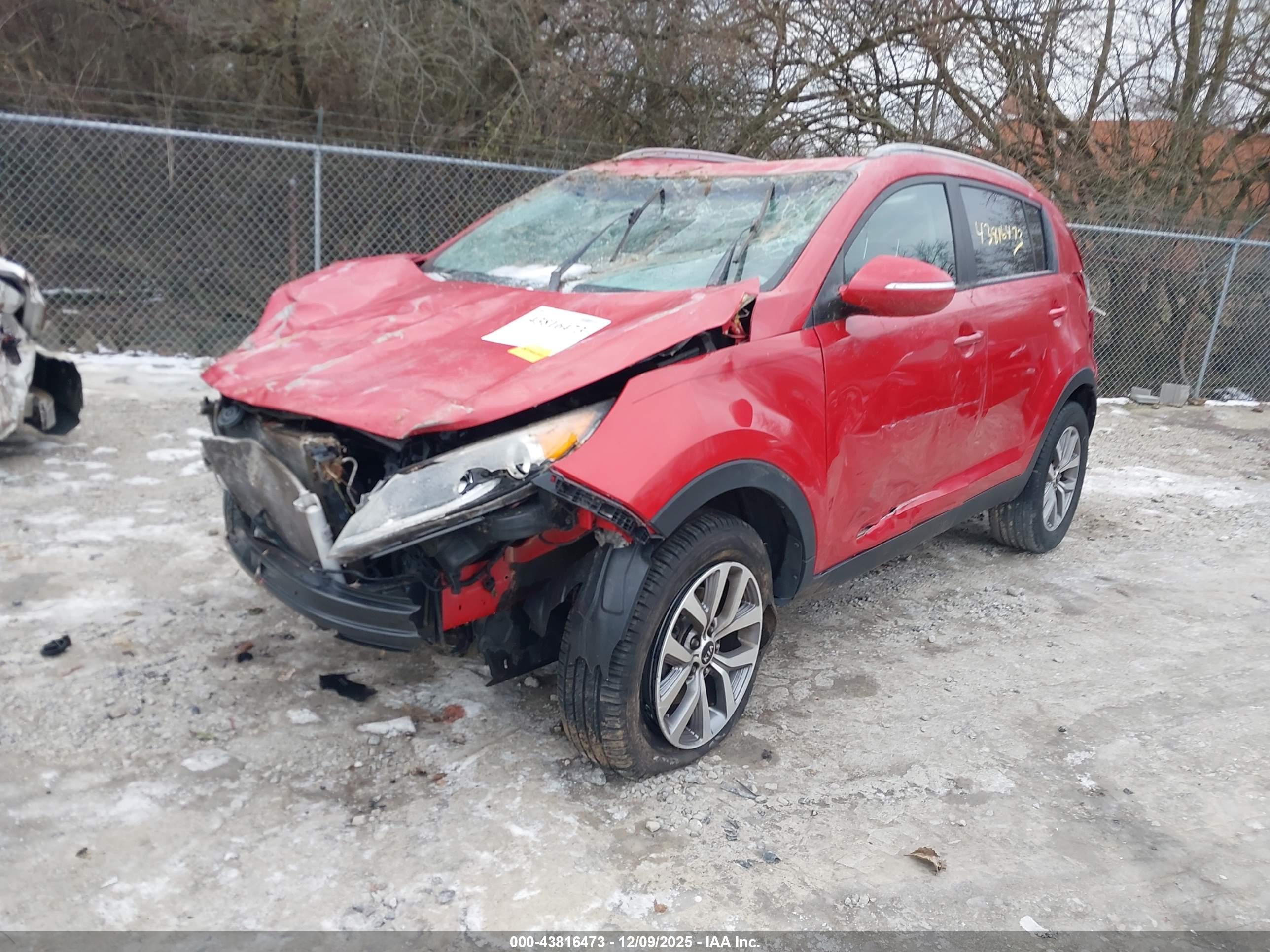 KIA SPORTAGE image 2
