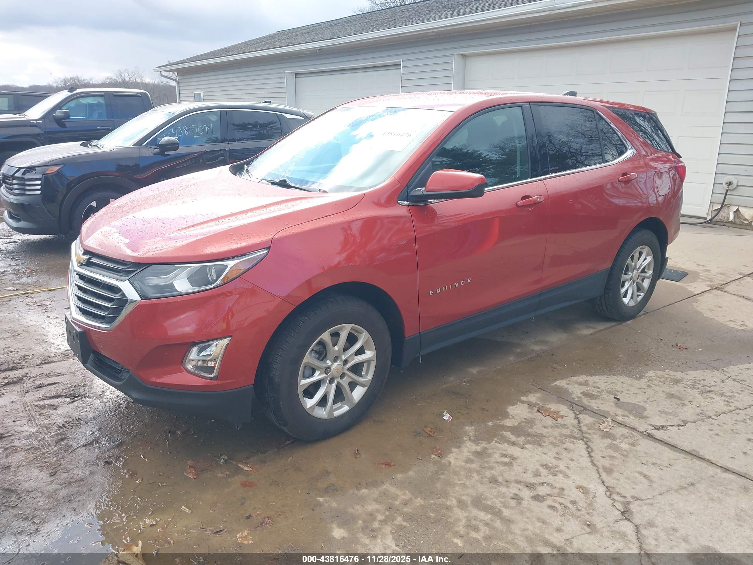 CHEVROLET EQUINOX image 2