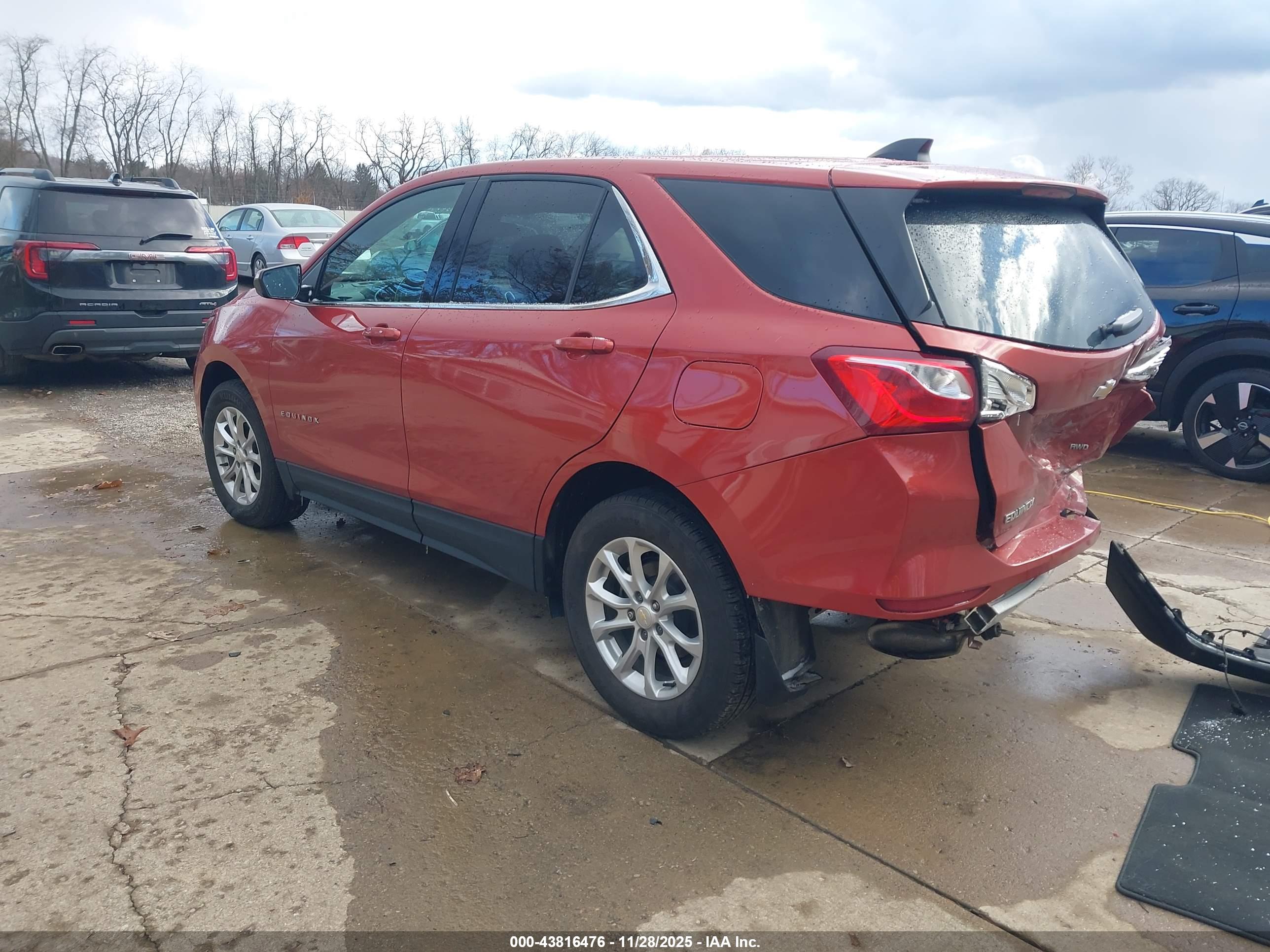 CHEVROLET EQUINOX image 3