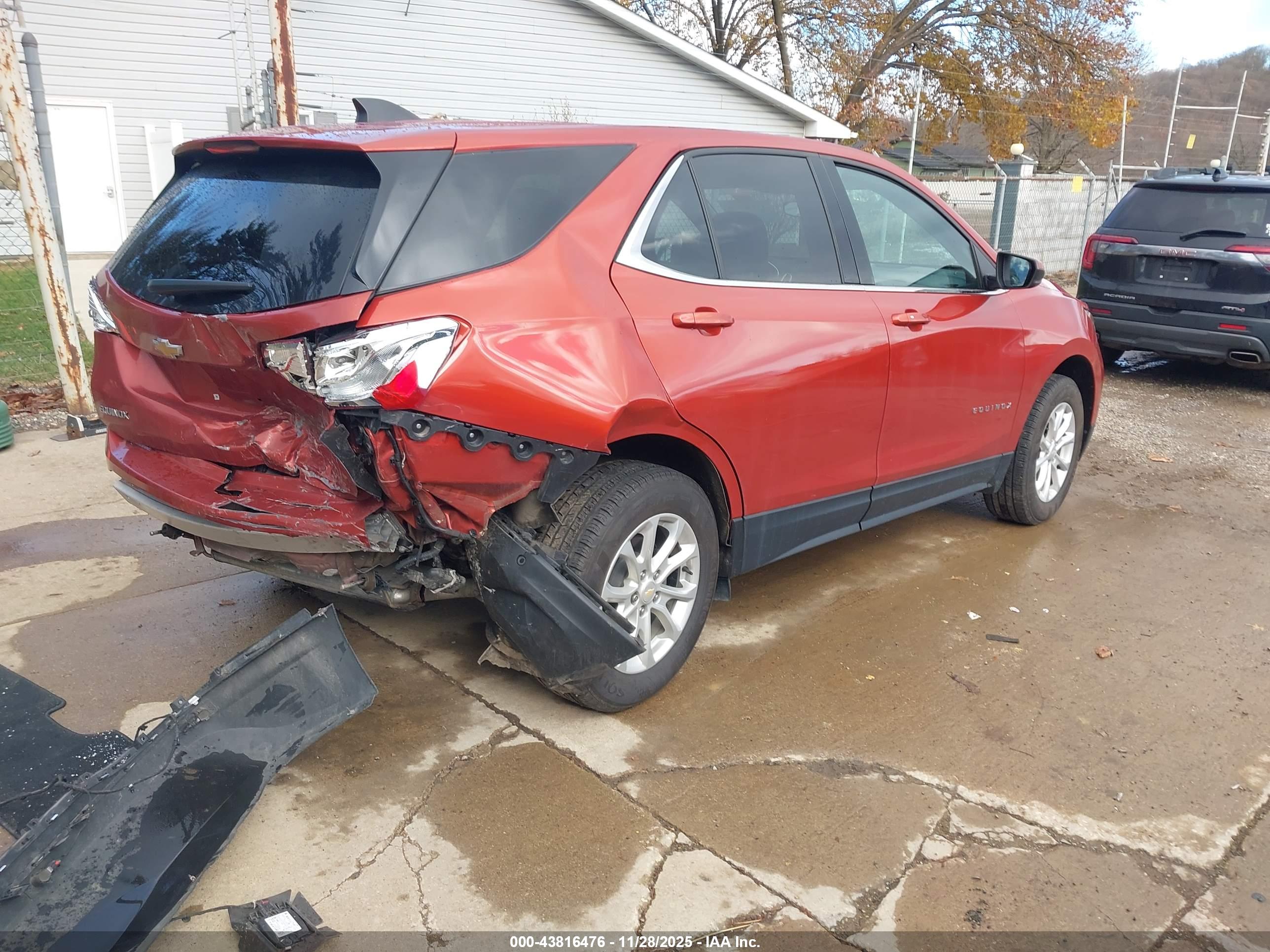 CHEVROLET EQUINOX image 4