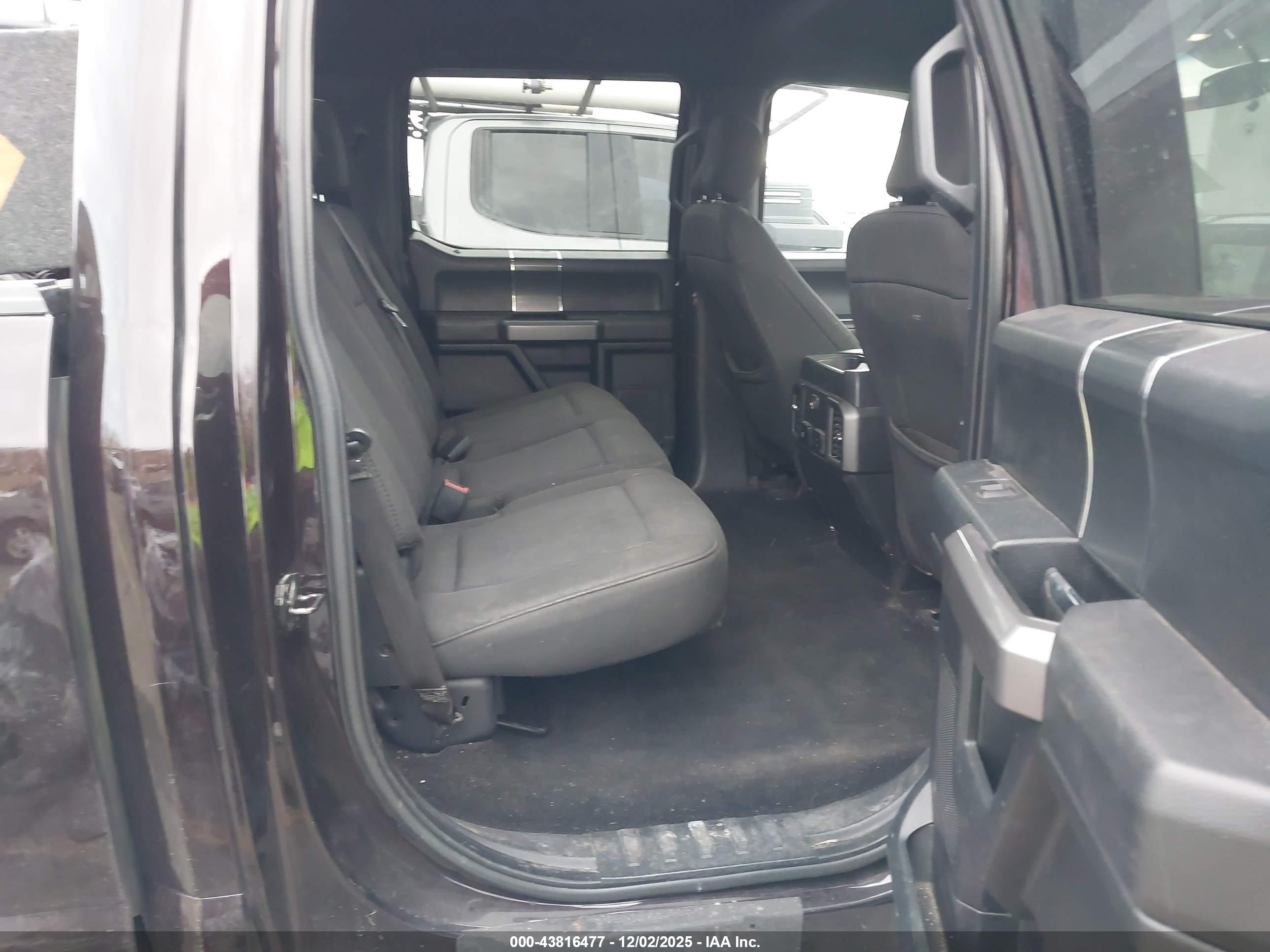 FORD F-150 image 8