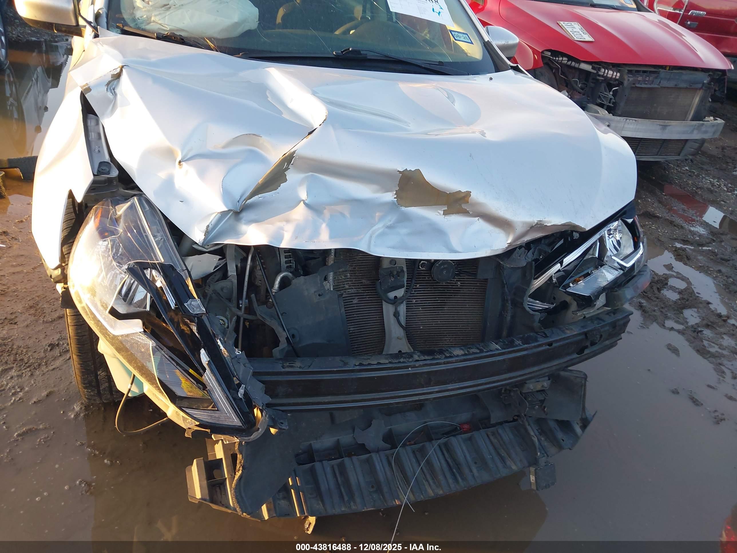 NISSAN SENTRA image 6