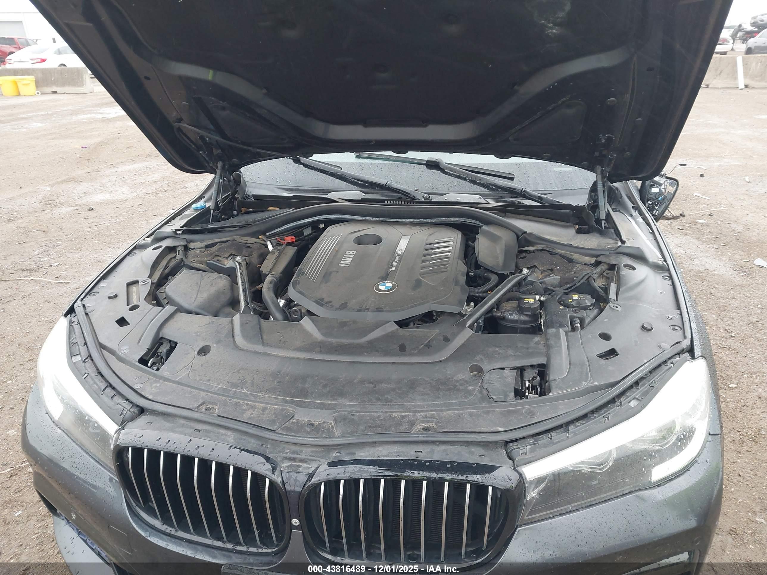 BMW 740I image 10