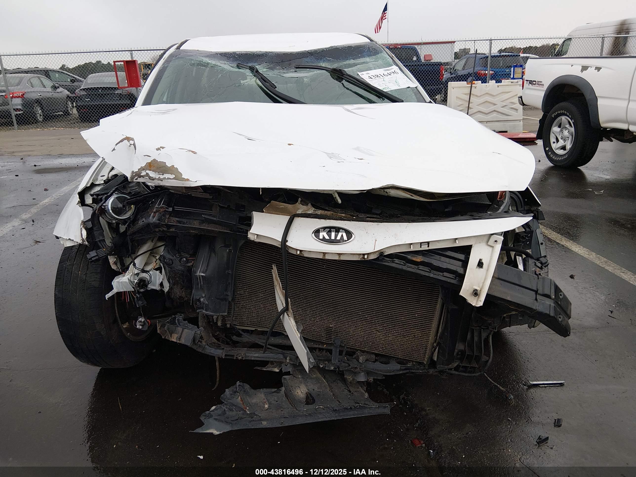KIA OPTIMA image 6