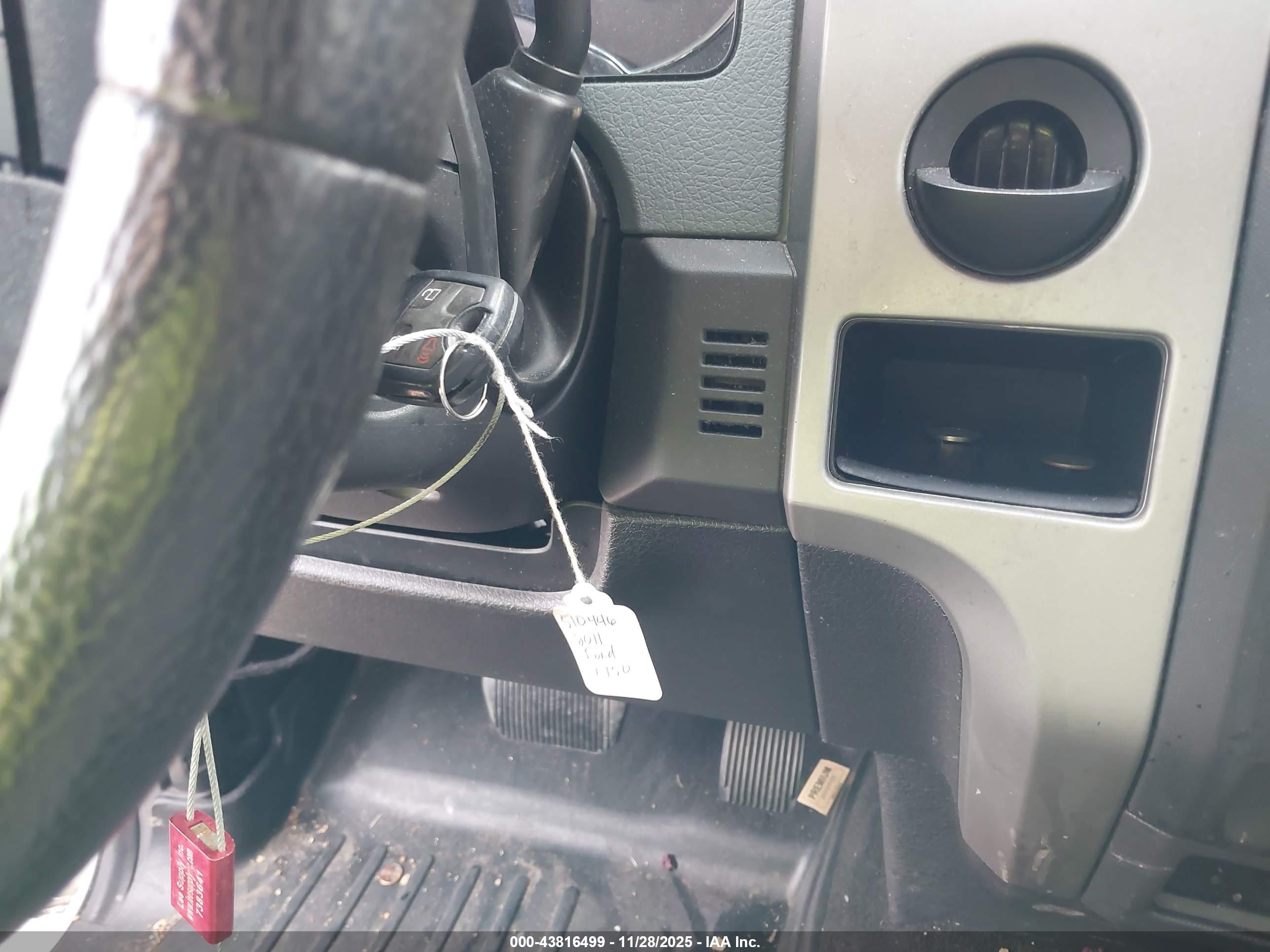 FORD F-150 image 11