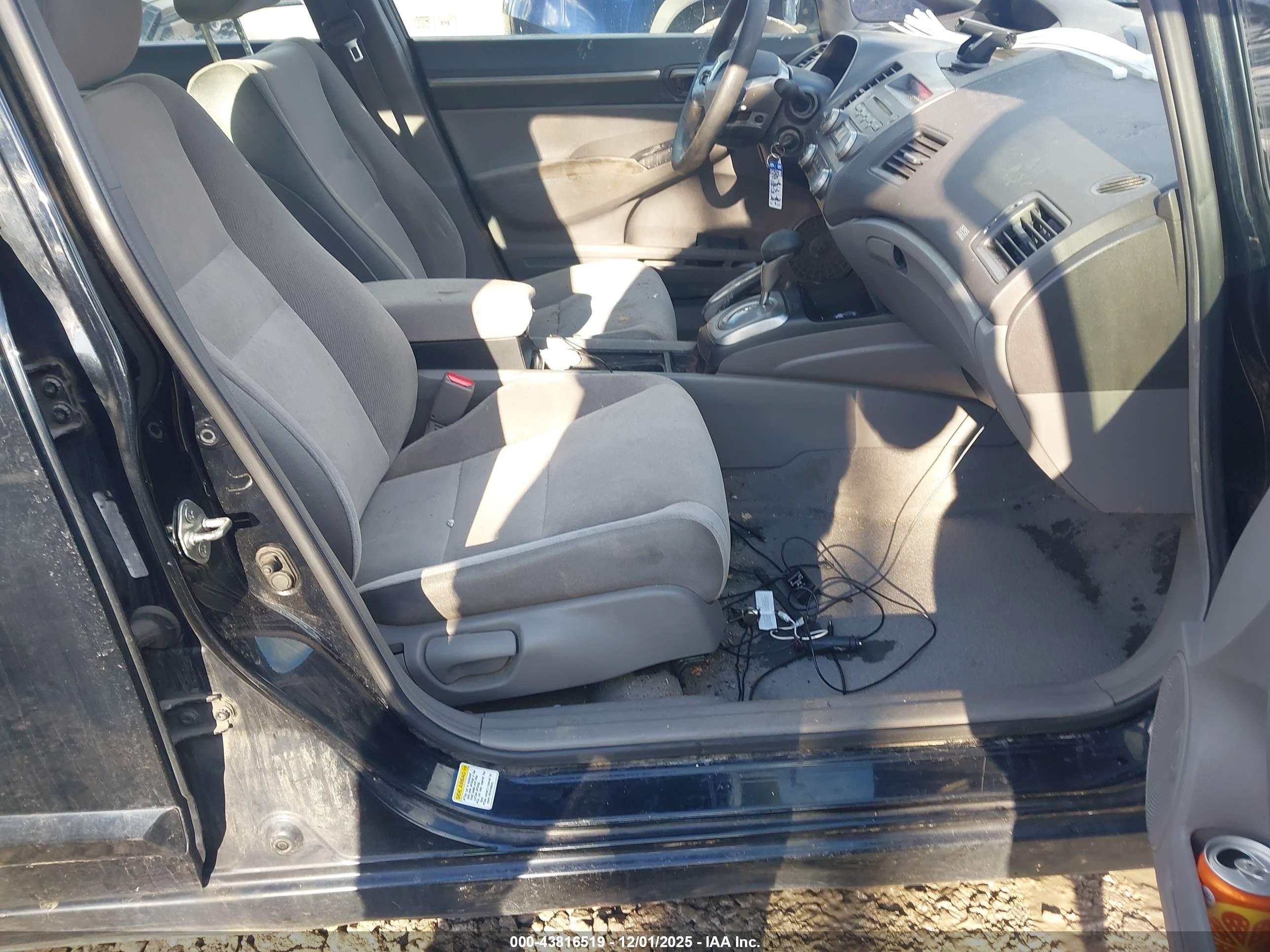 HONDA CIVIC image 5