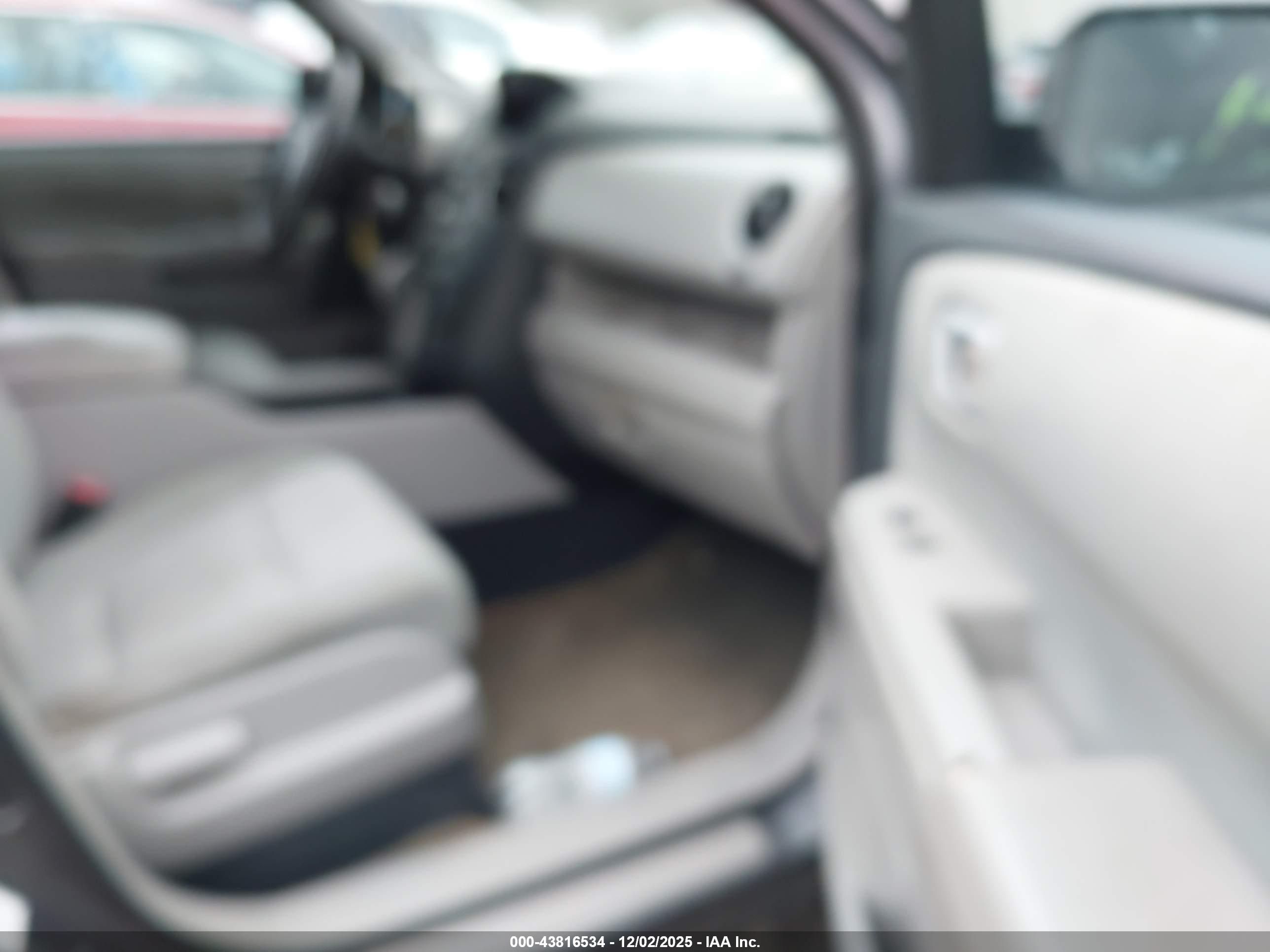 HONDA PILOT image 5