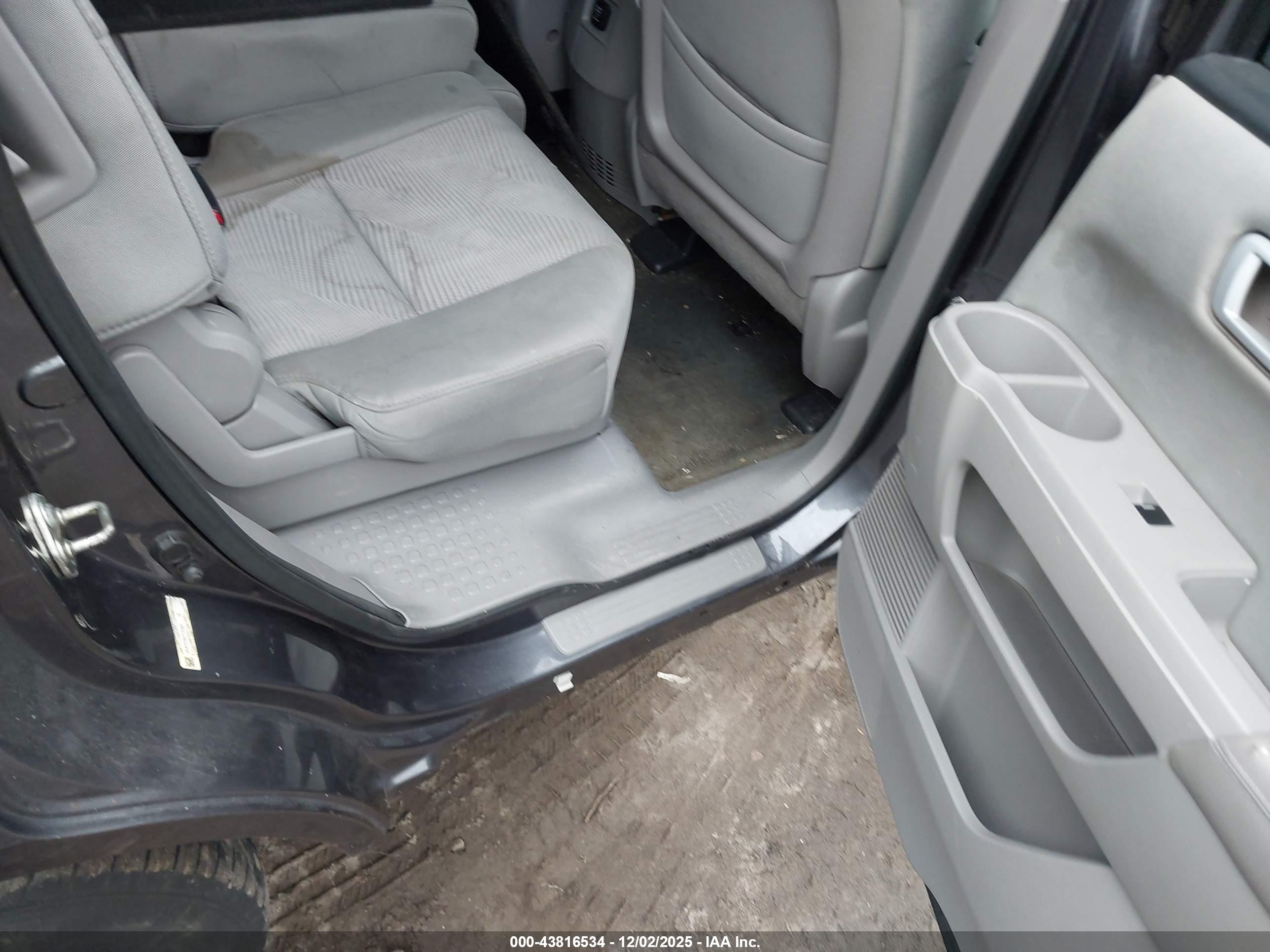 HONDA PILOT image 8