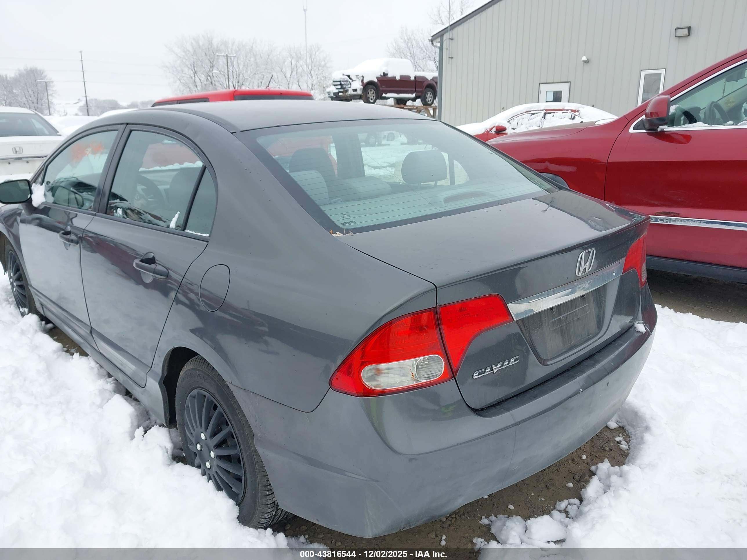 HONDA CIVIC image 3