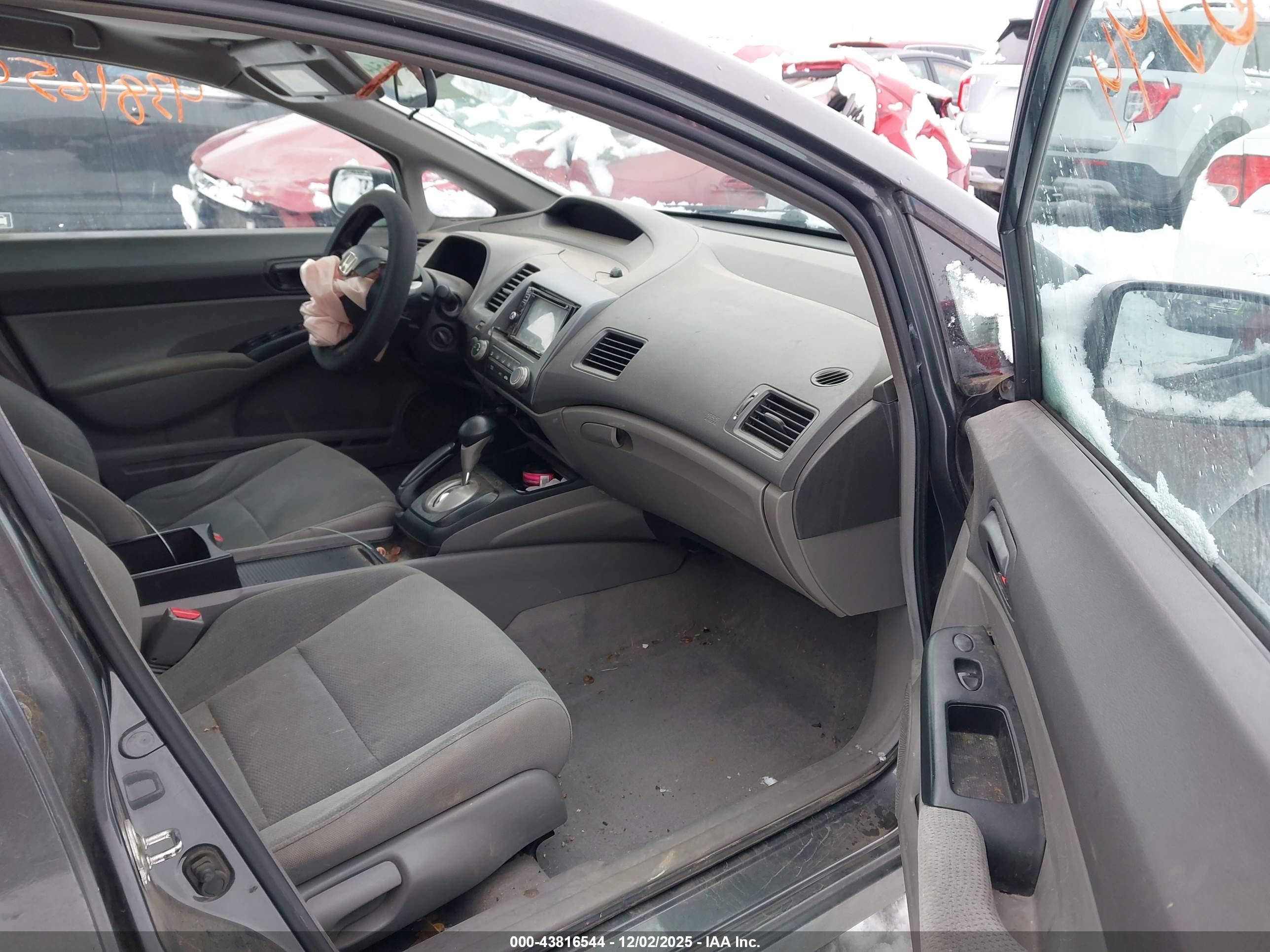 HONDA CIVIC image 5
