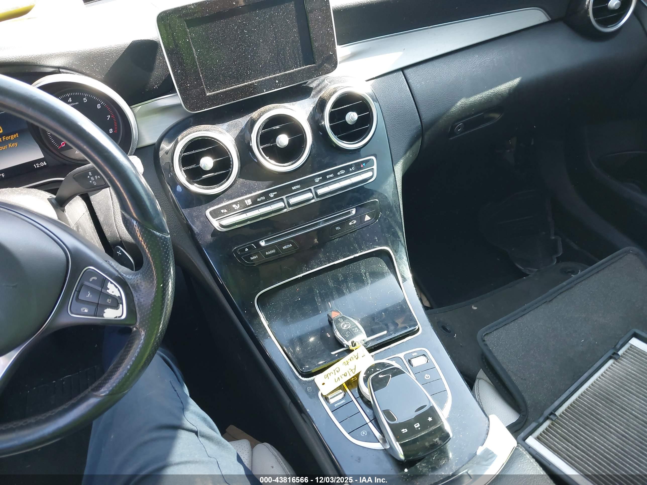 MERCEDES-BENZ C image 11