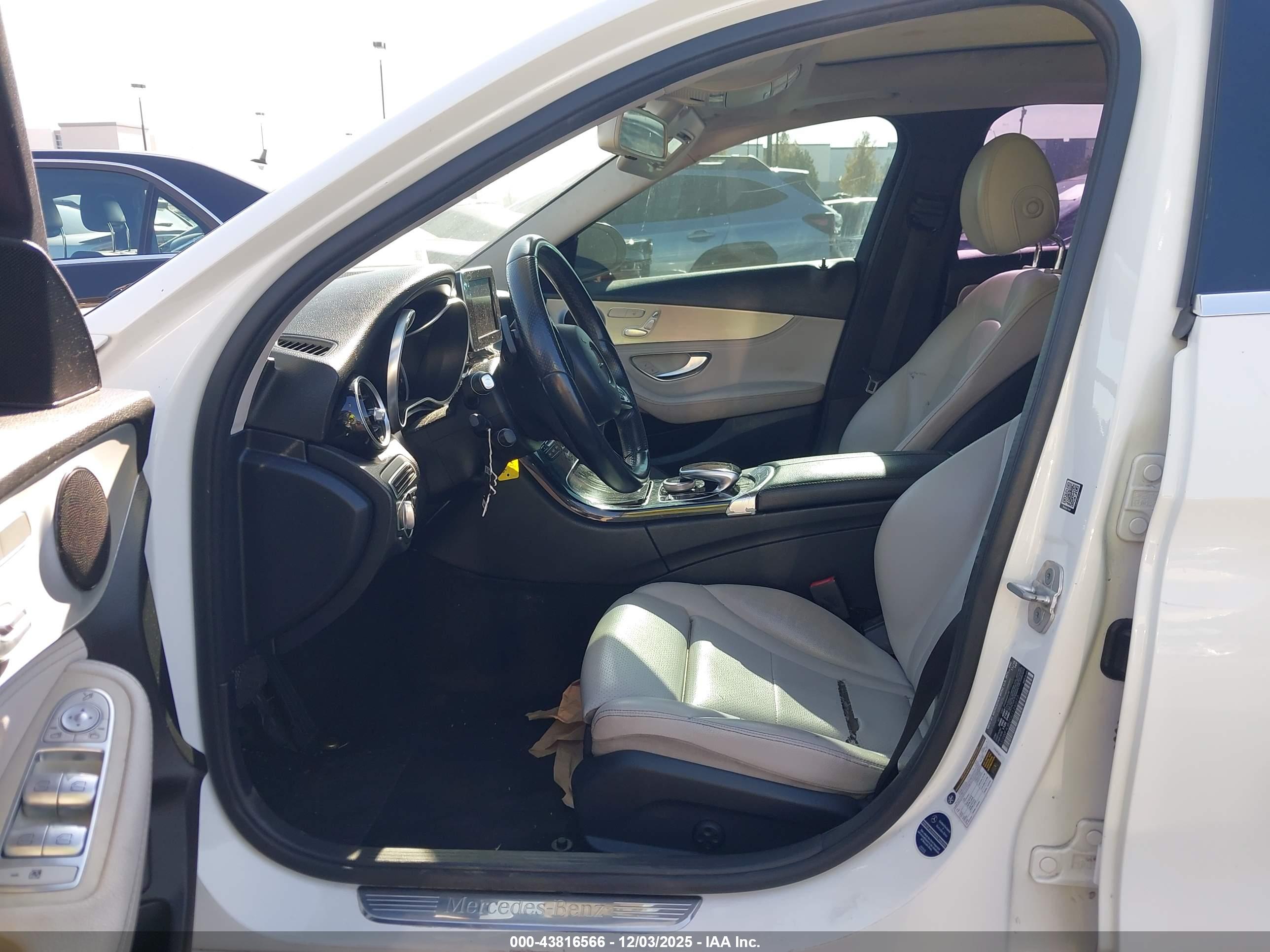 MERCEDES-BENZ C image 5
