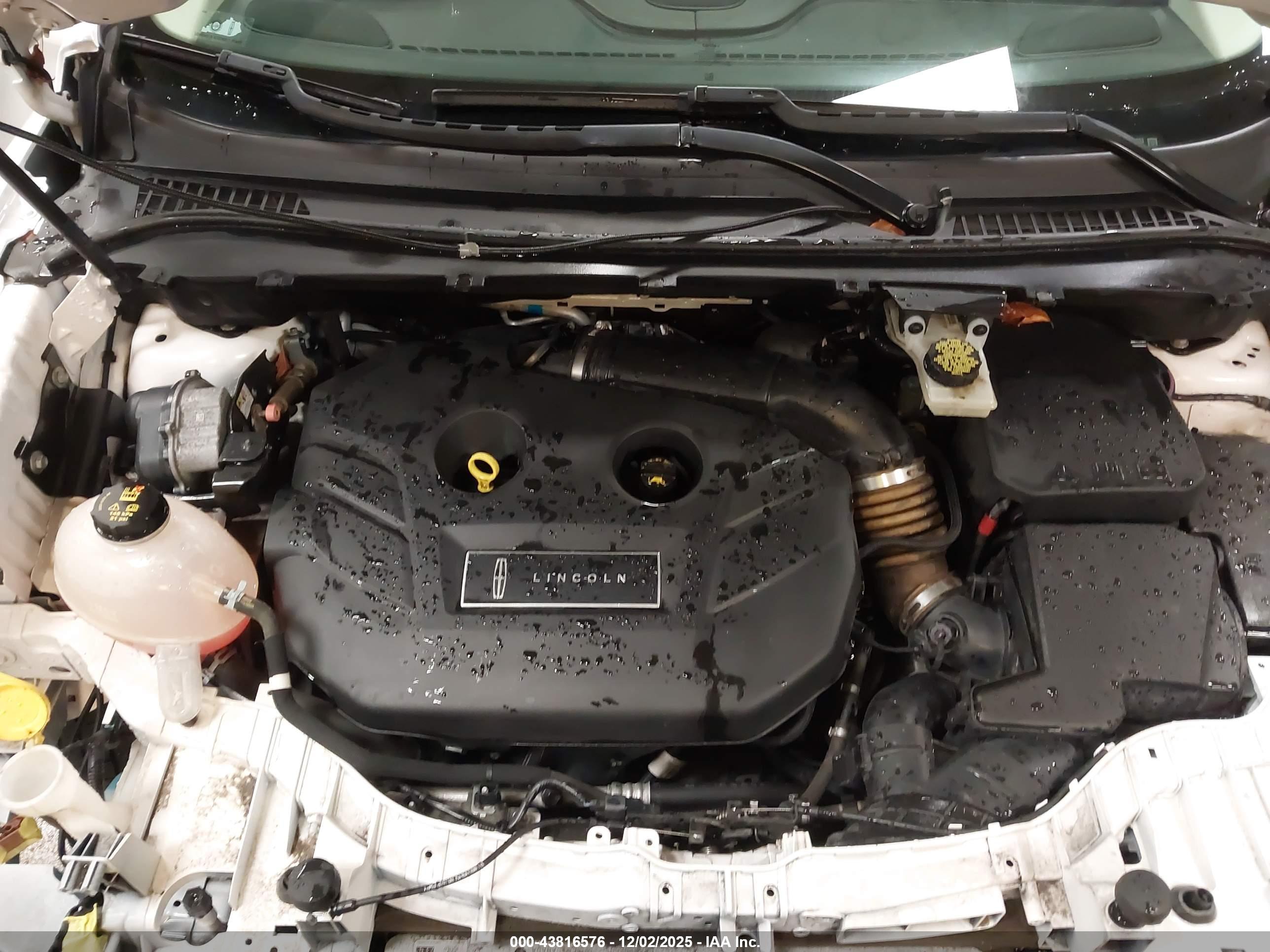 LINCOLN MKC image 10