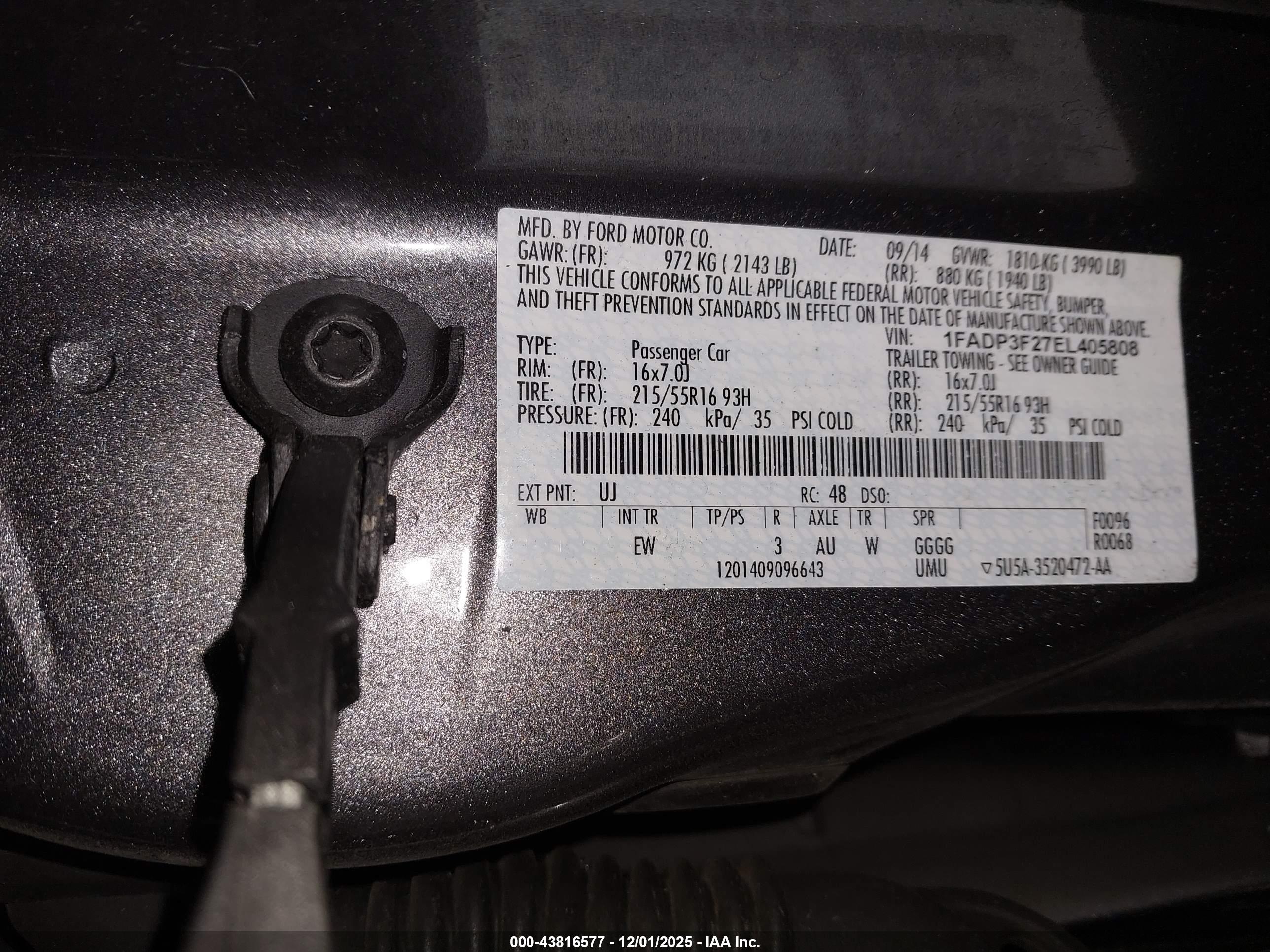 FORD FOCUS image 9