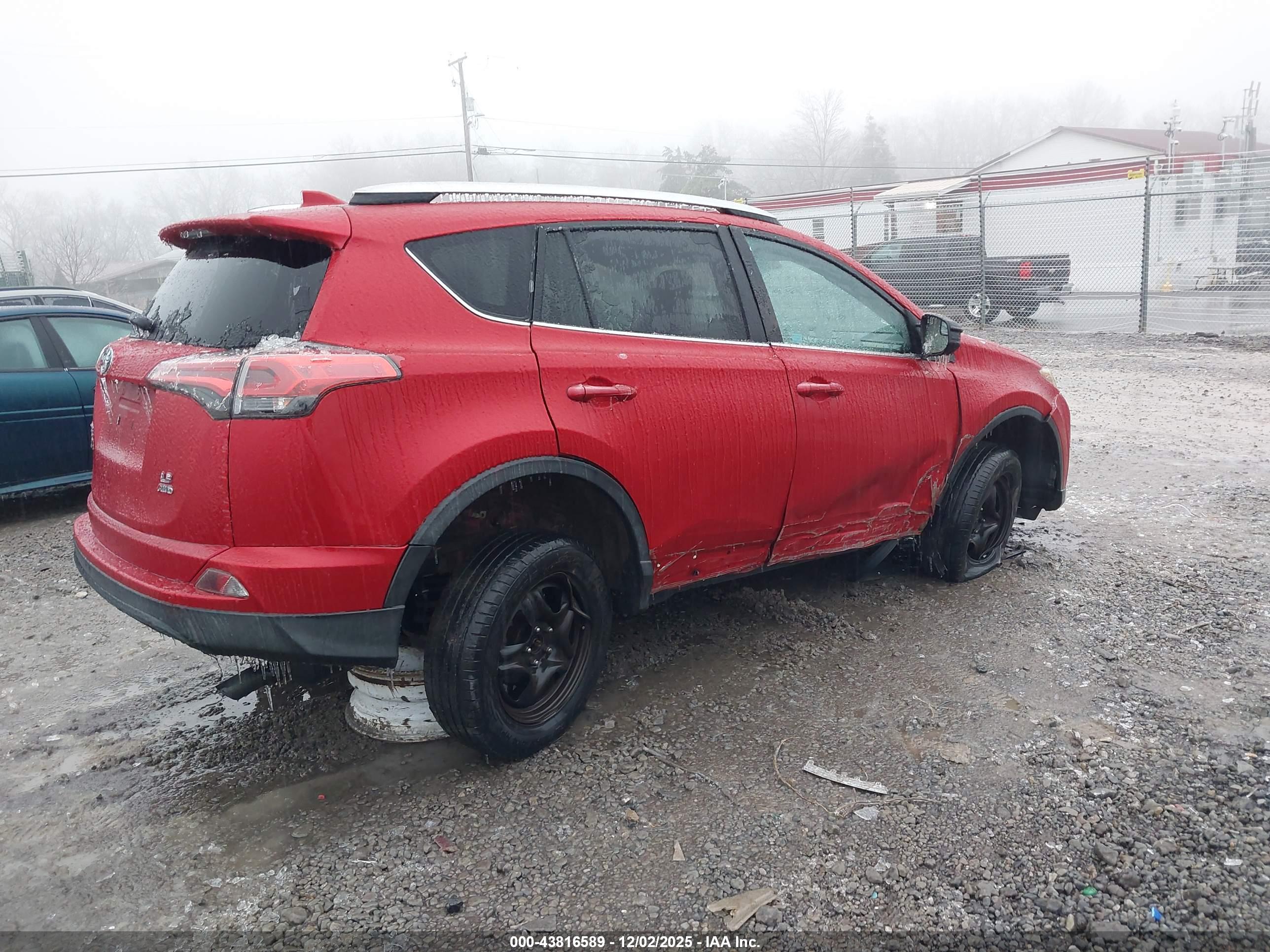 TOYOTA RAV4 image 4