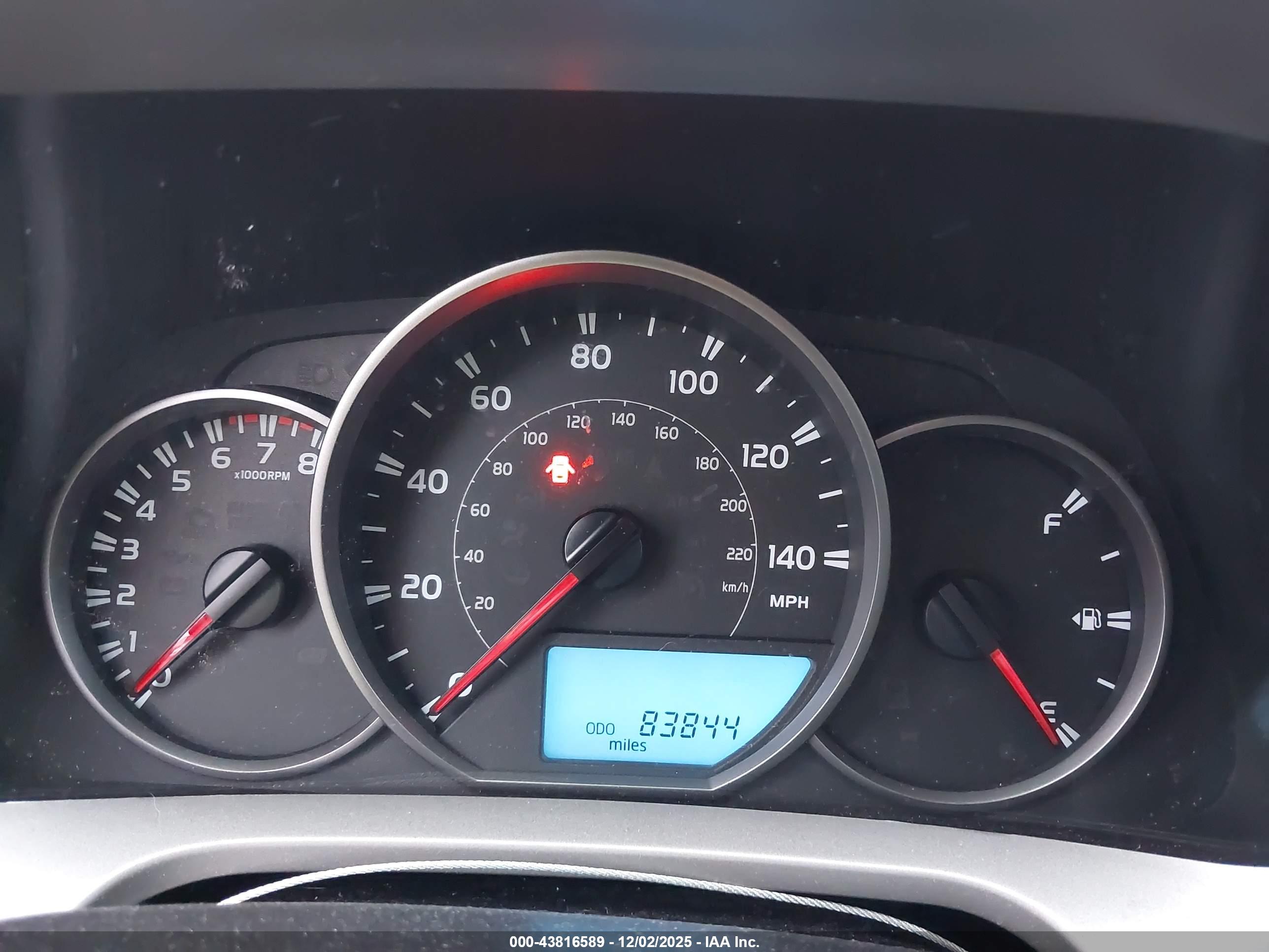 TOYOTA RAV4 image 7
