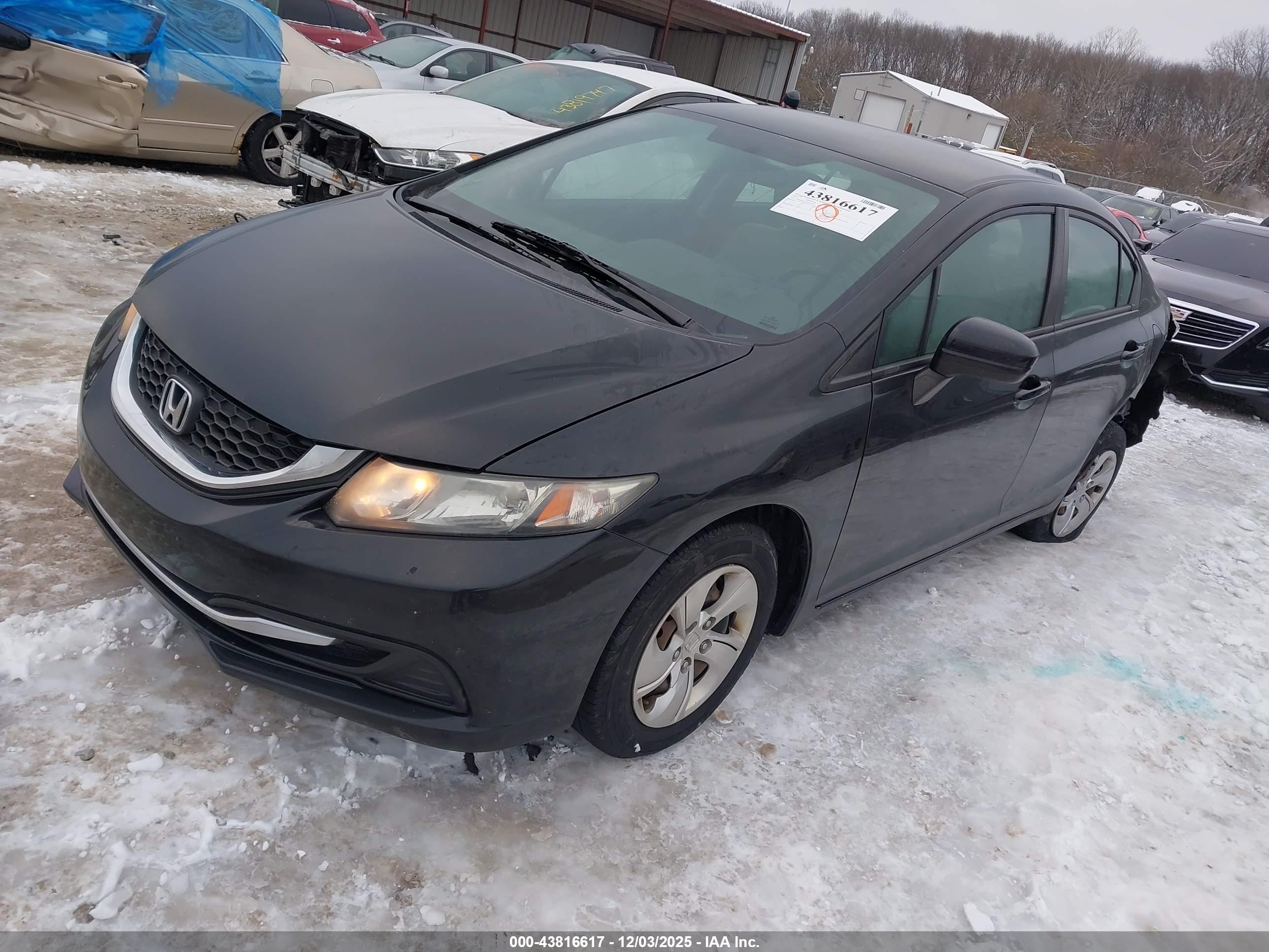 HONDA CIVIC image 2