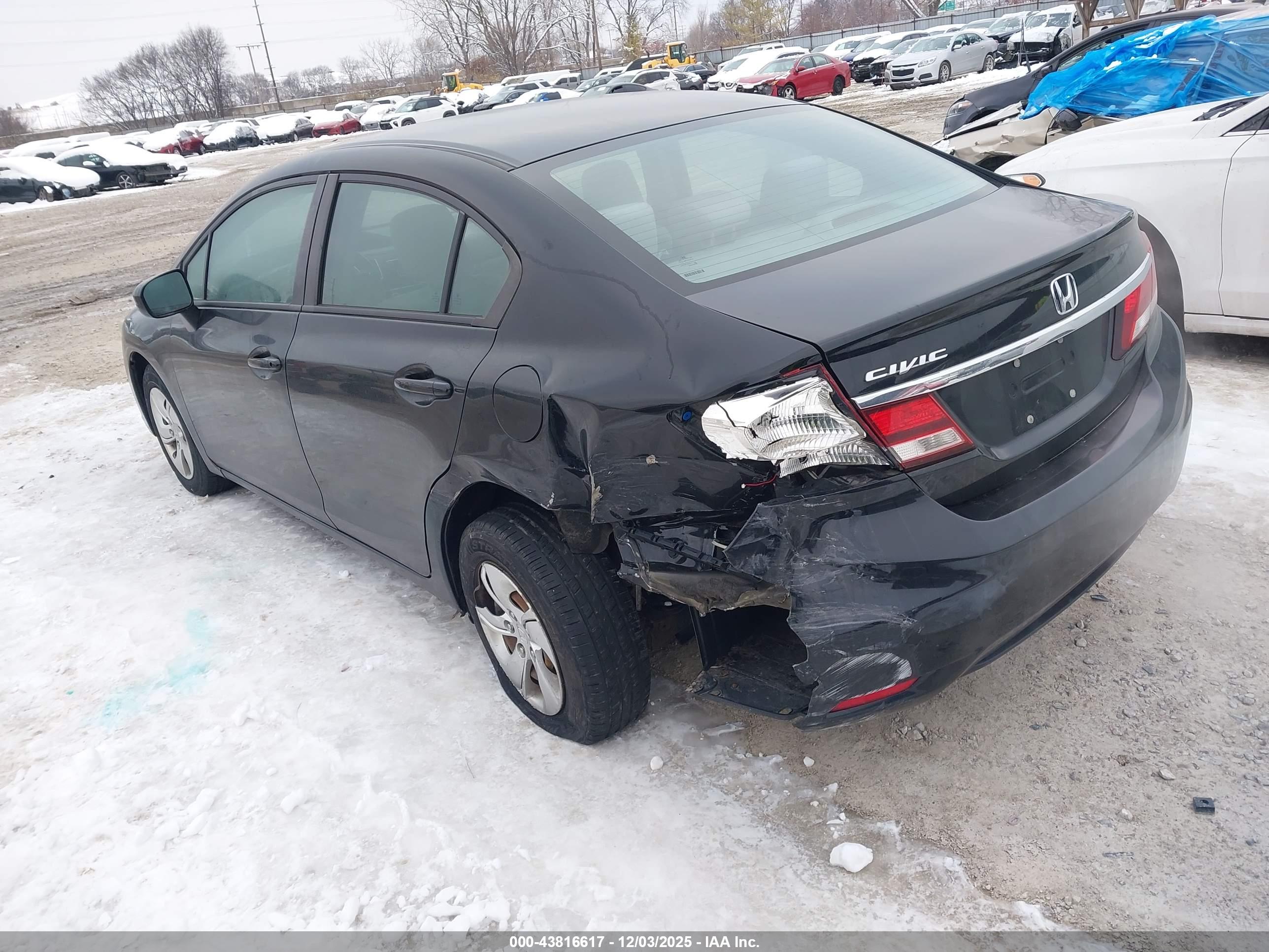 HONDA CIVIC image 3