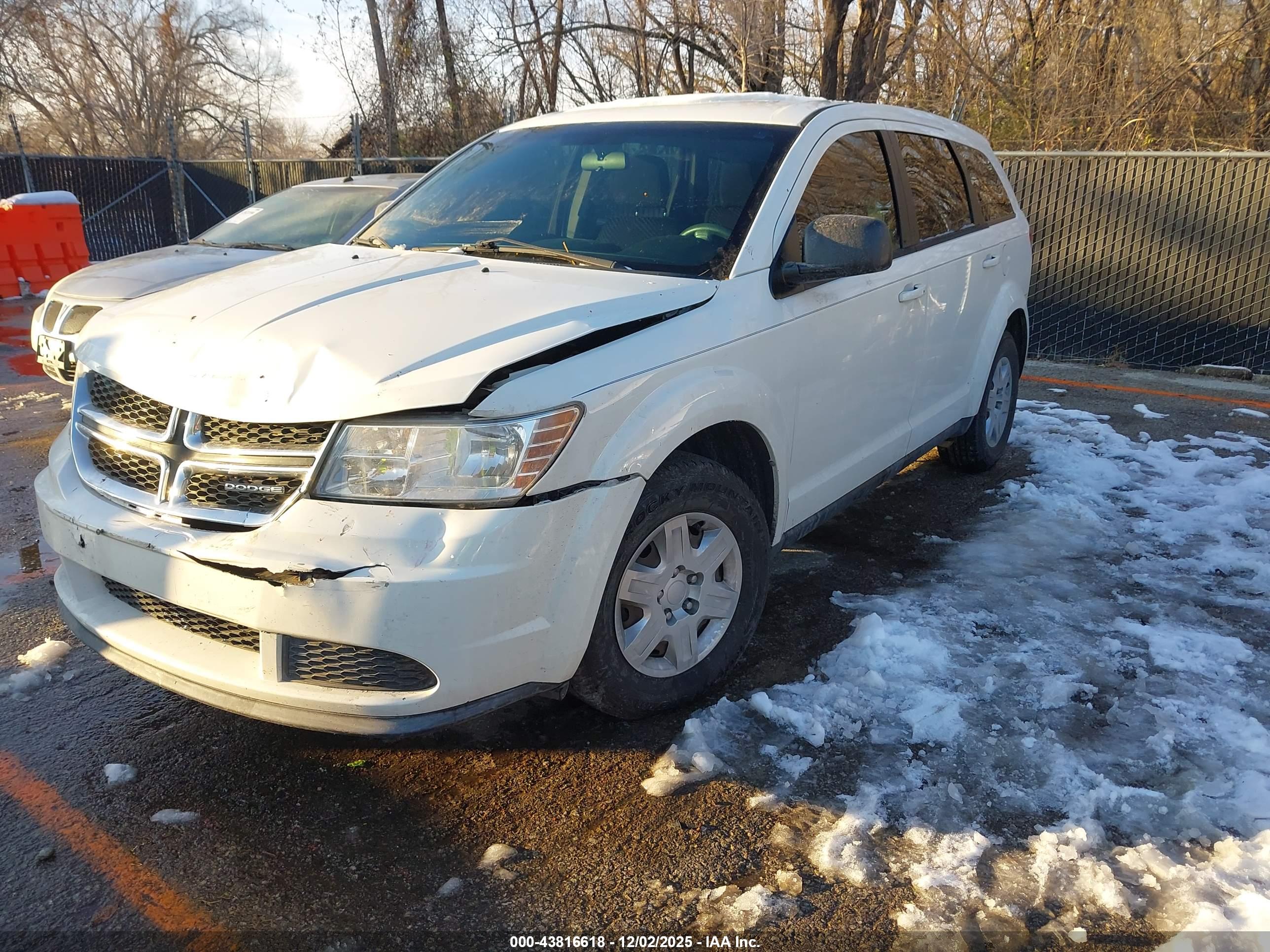 DODGE JOURNEY image 2