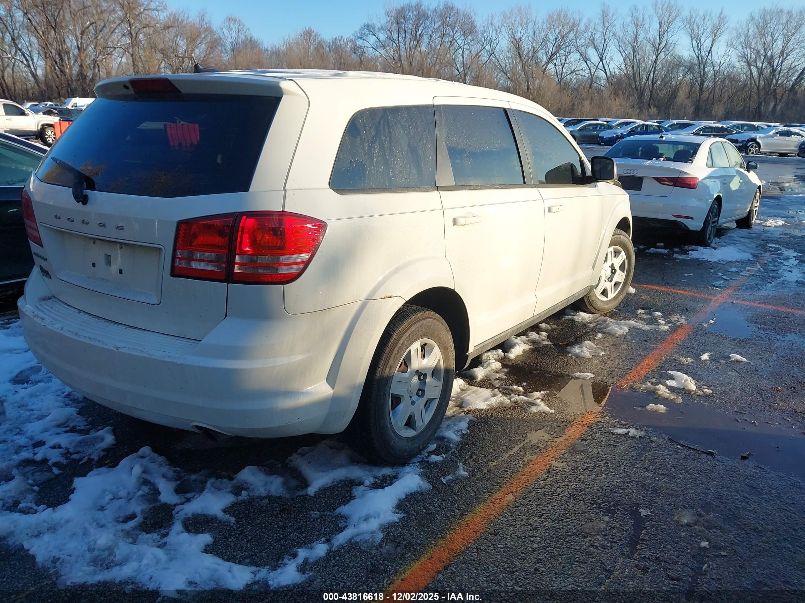 DODGE JOURNEY image 4