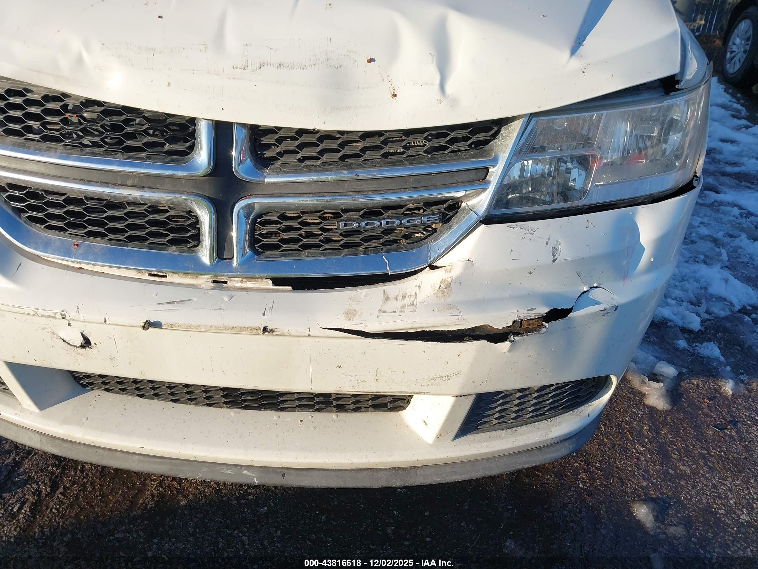 DODGE JOURNEY image 6