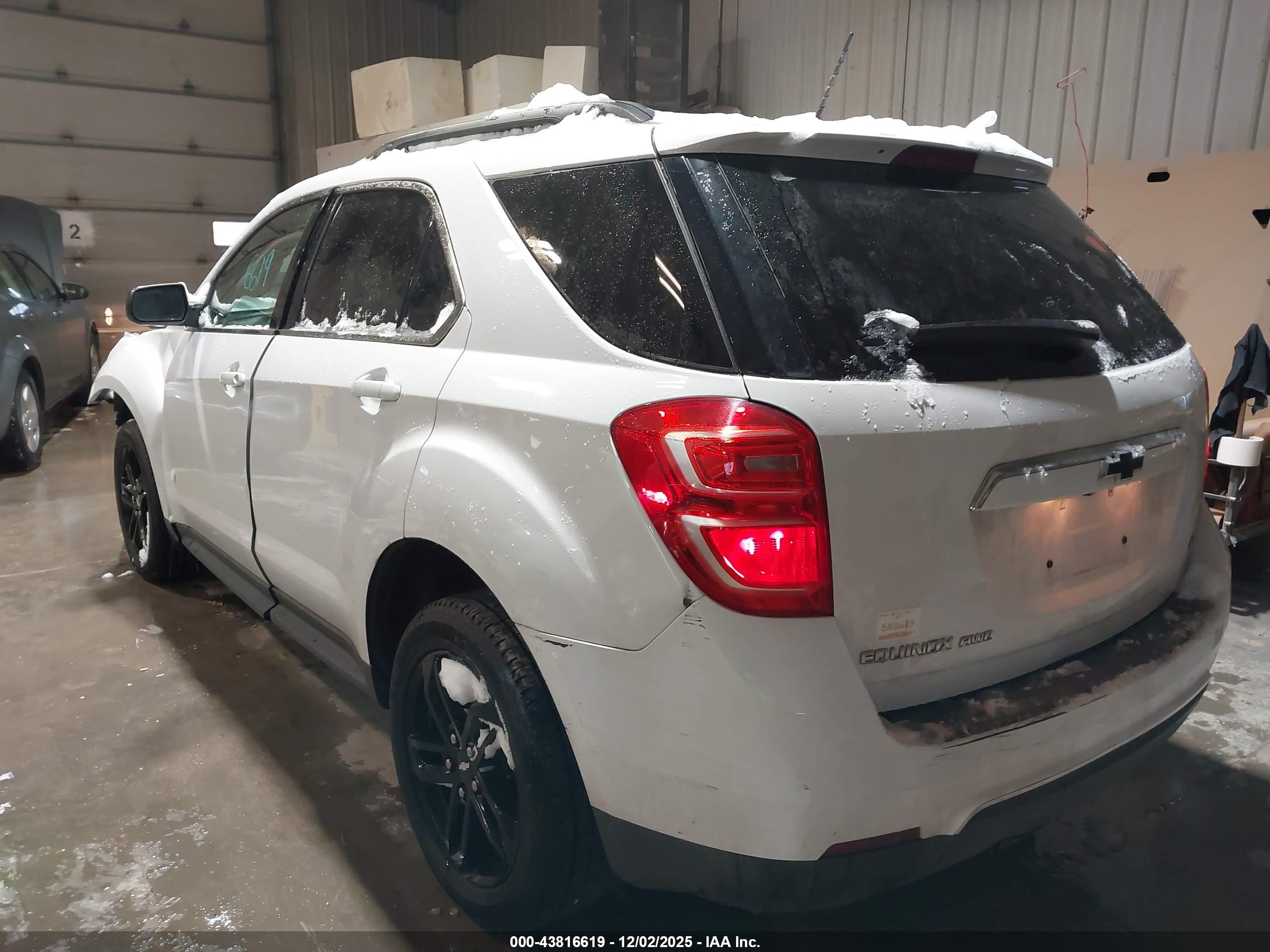 CHEVROLET EQUINOX image 3