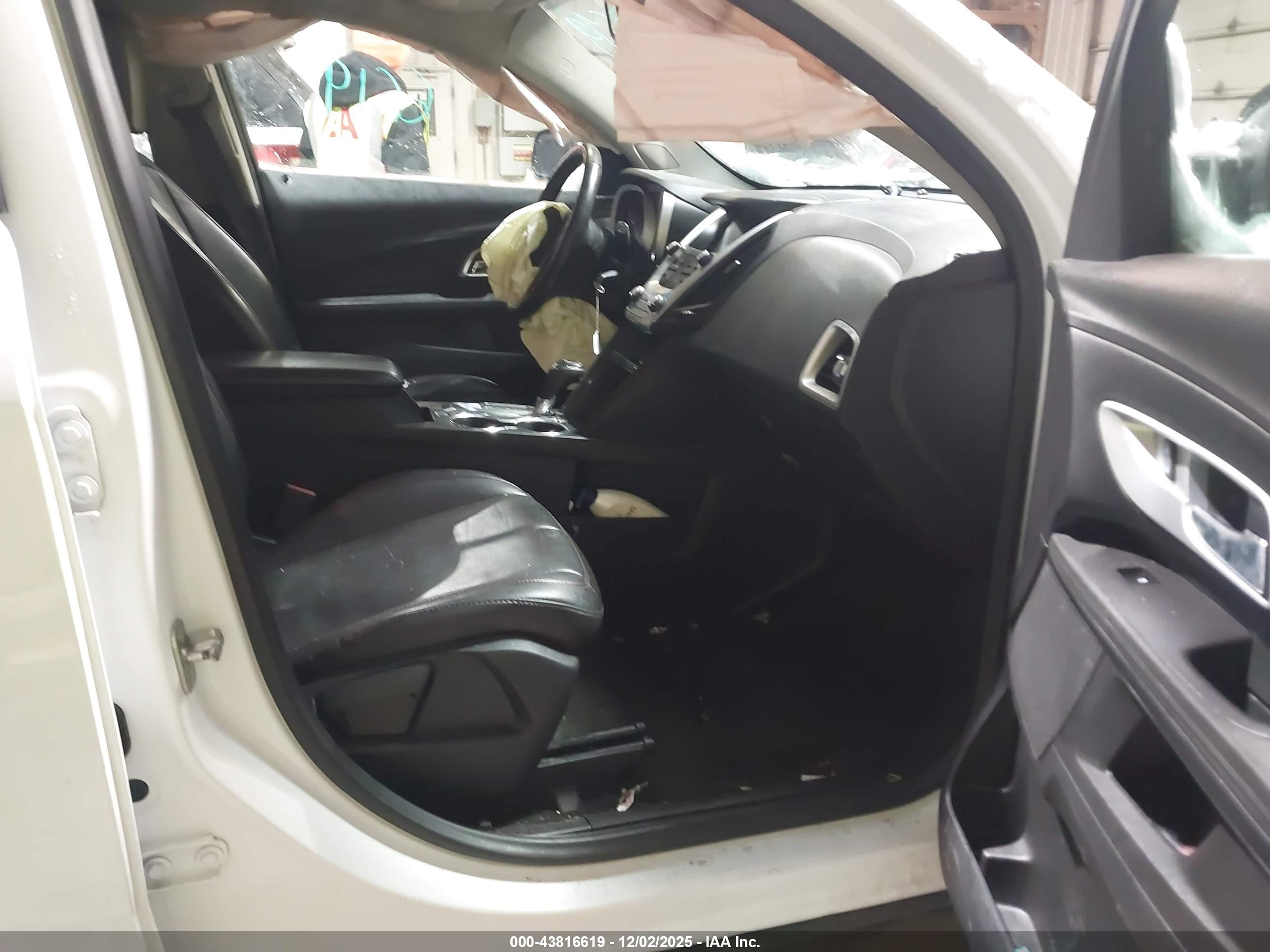 CHEVROLET EQUINOX image 5