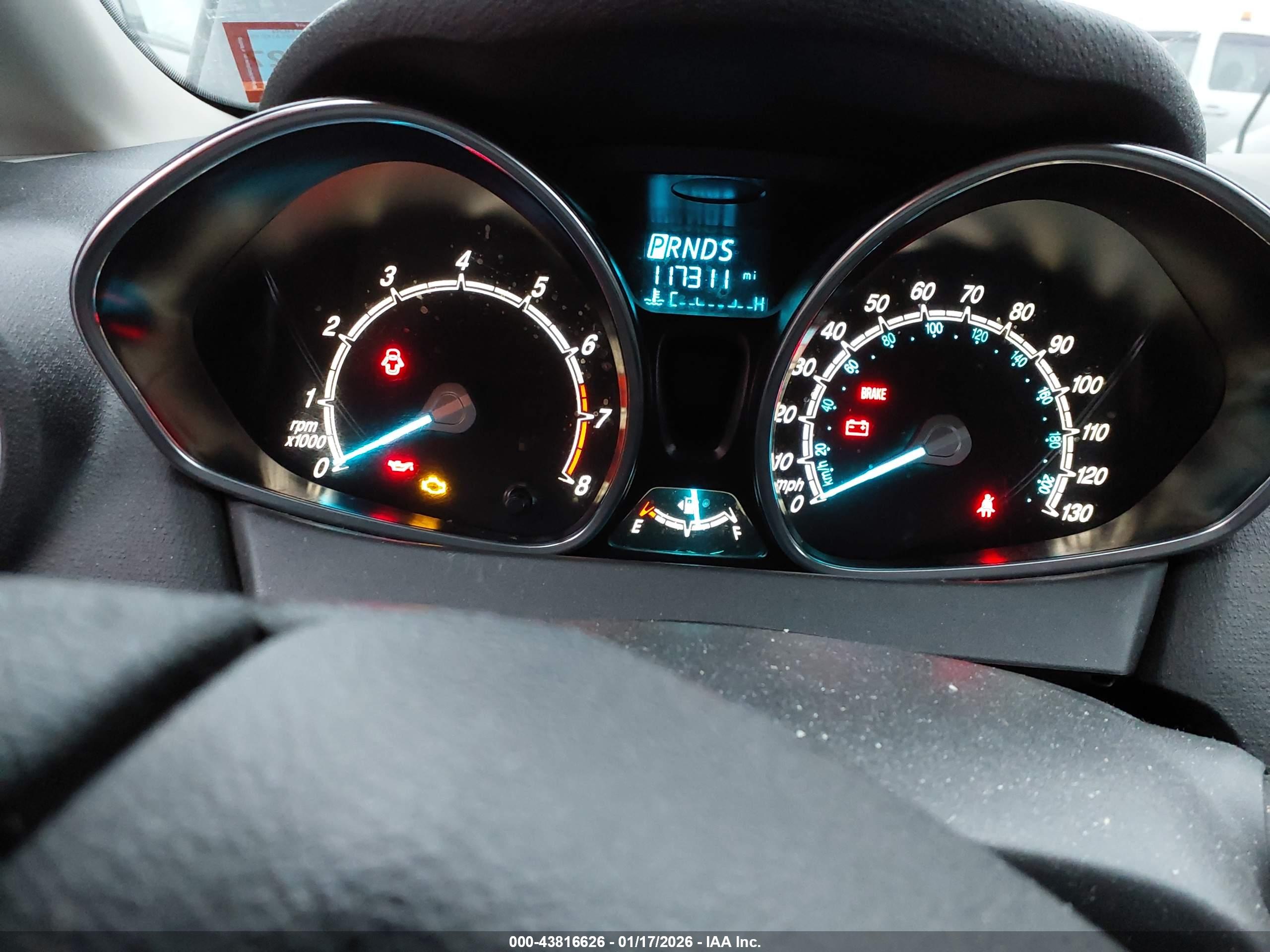 FORD FIESTA image 7