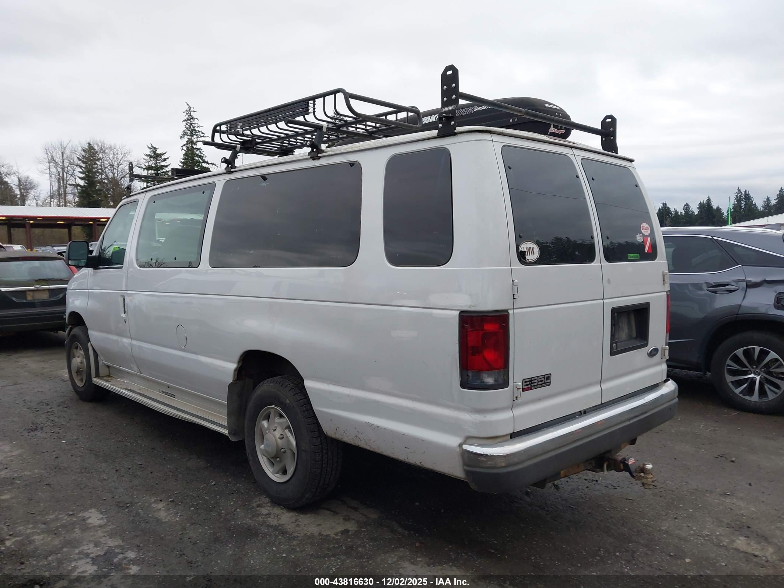 FORD E-350 image 3