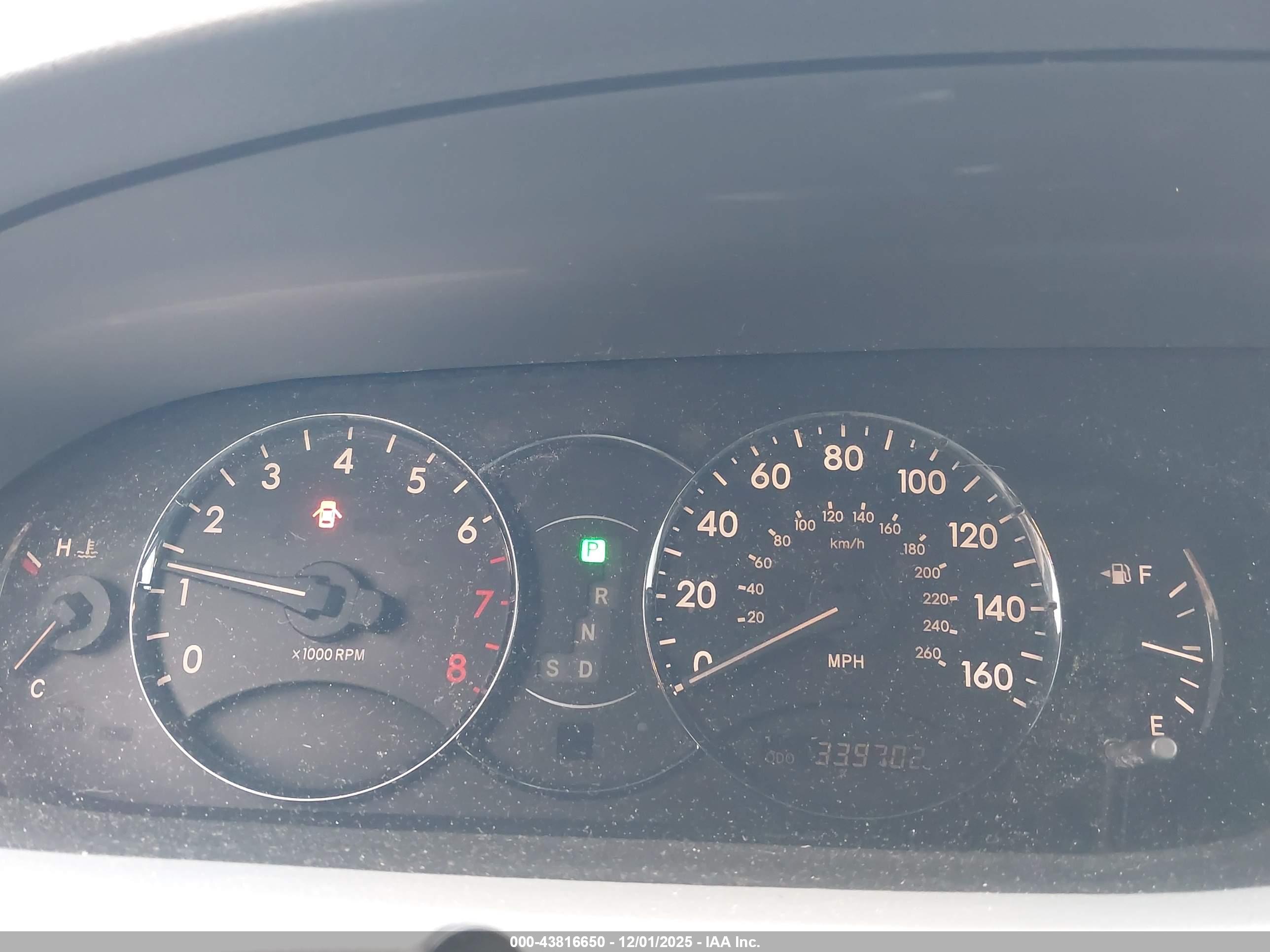 TOYOTA AVALON image 7