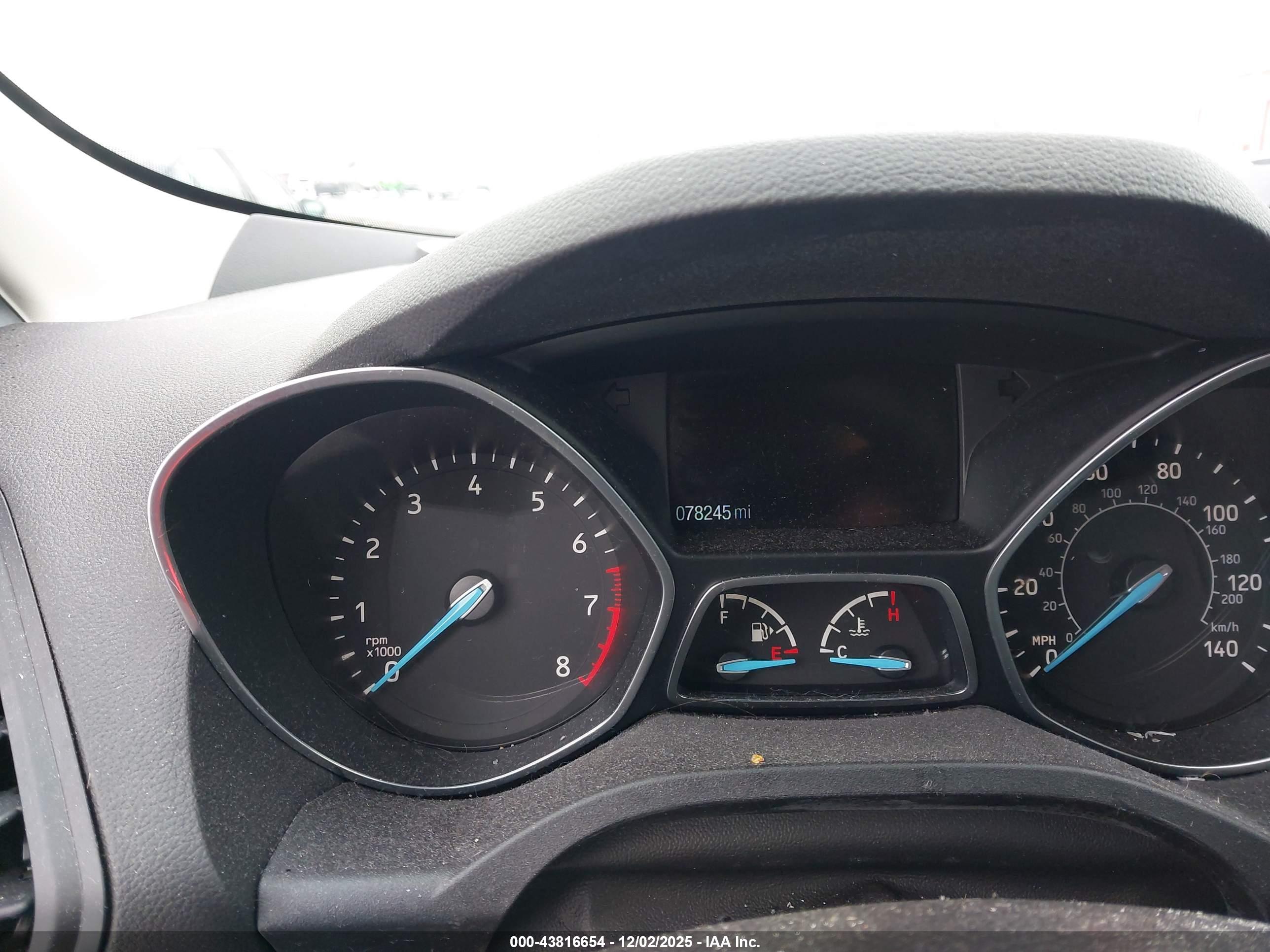 FORD ESCAPE image 7