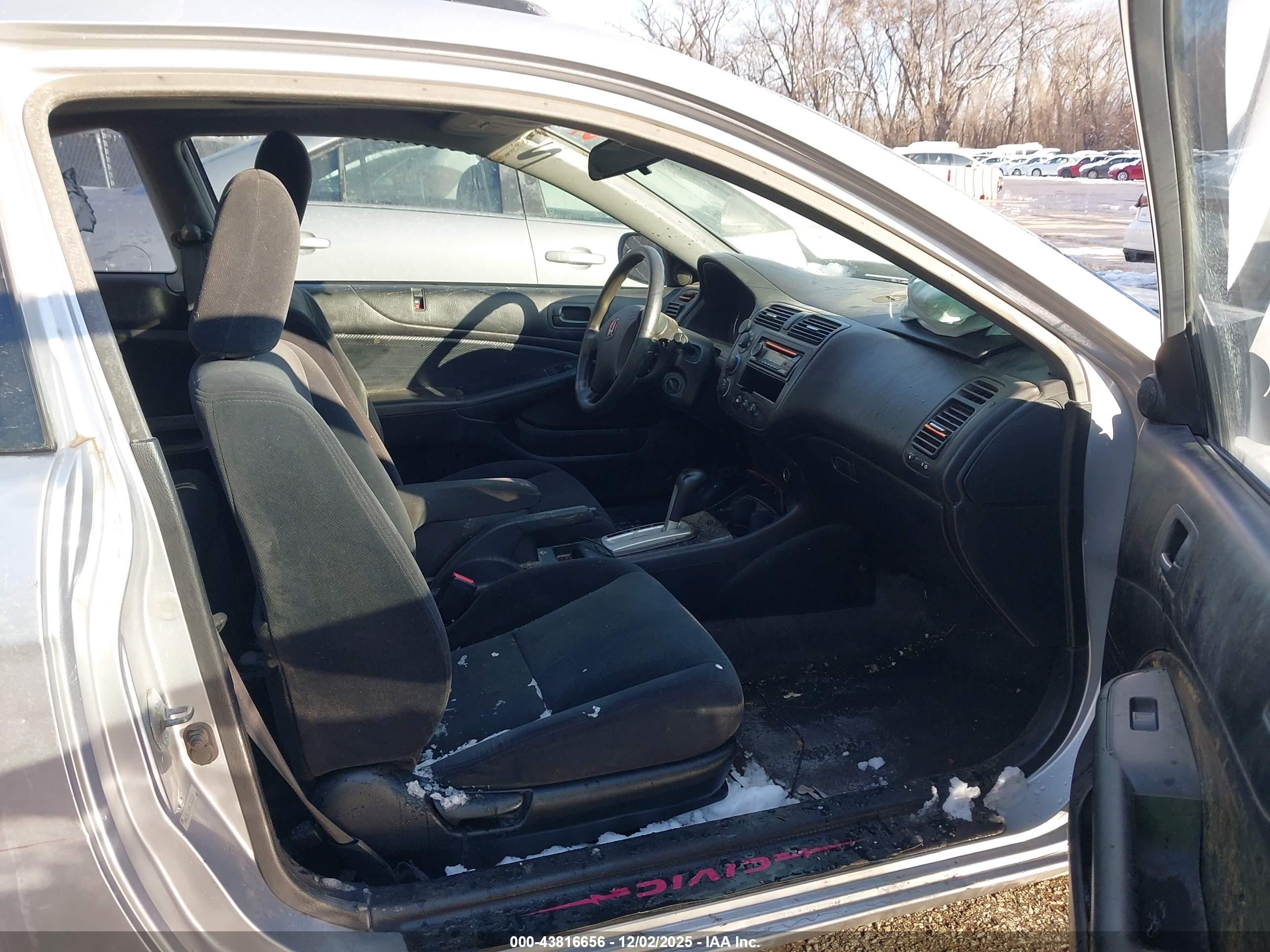 HONDA CIVIC image 5