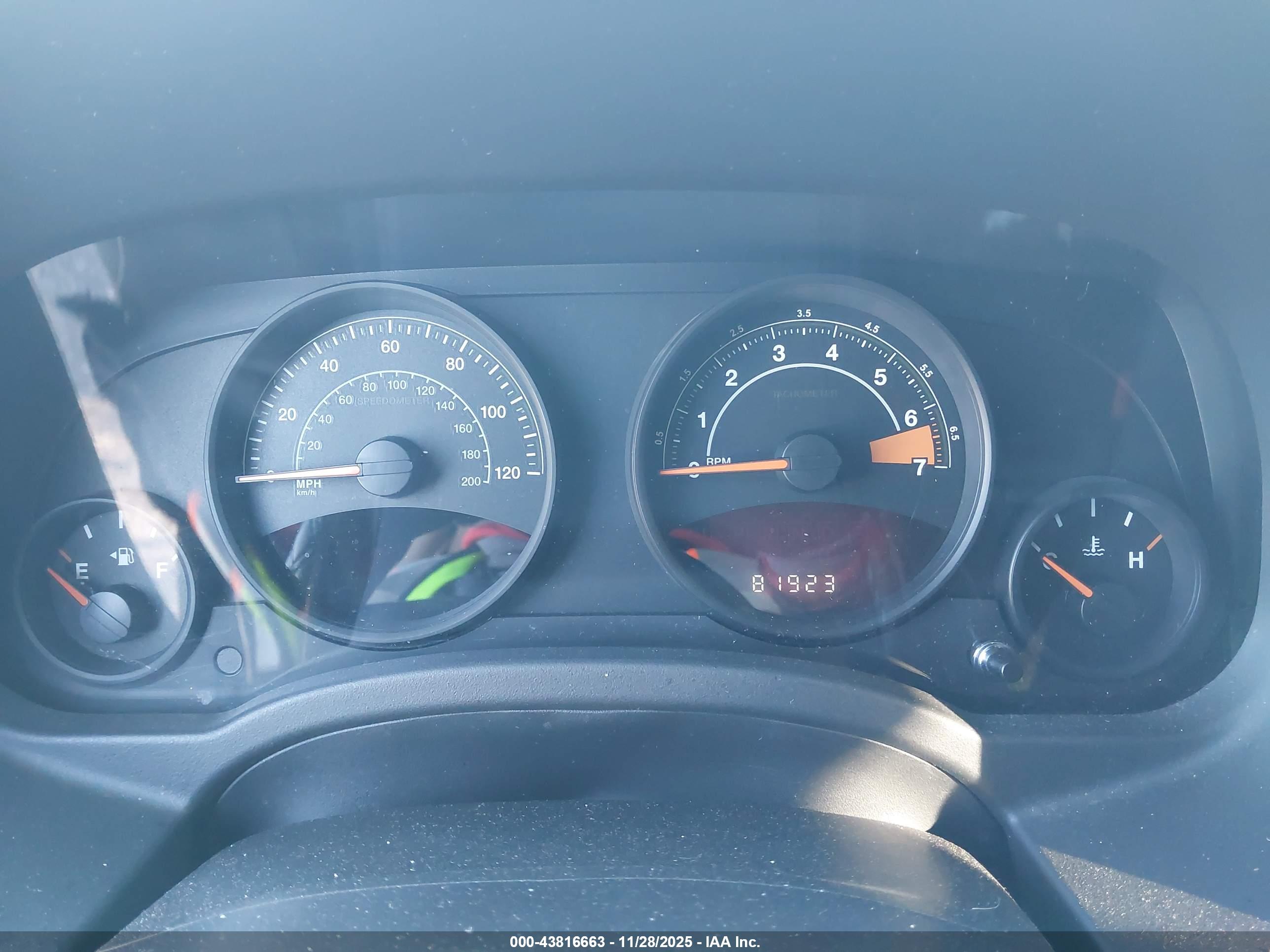 JEEP COMPASS image 7
