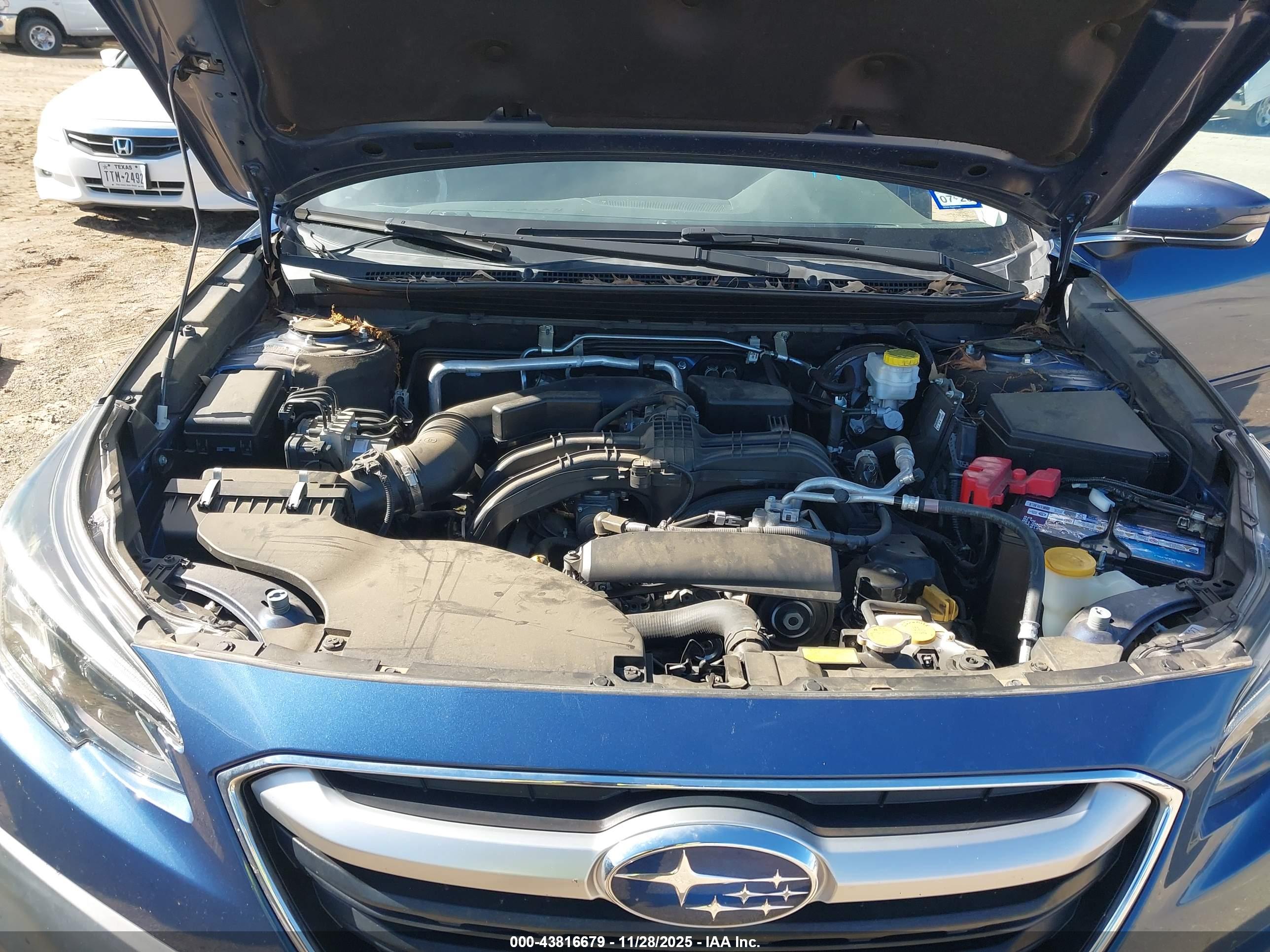 SUBARU OUTBACK image 10