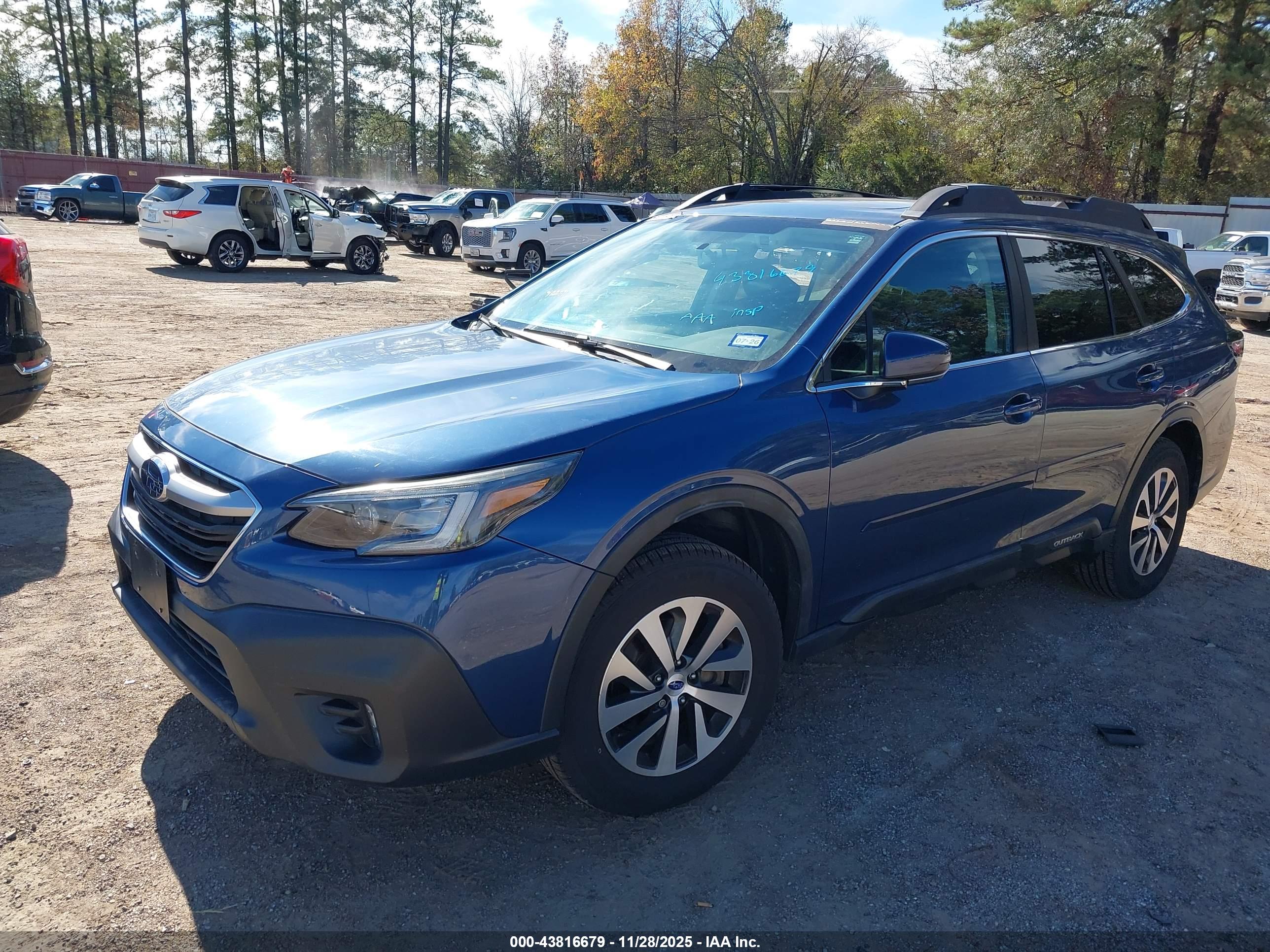 SUBARU OUTBACK image 2