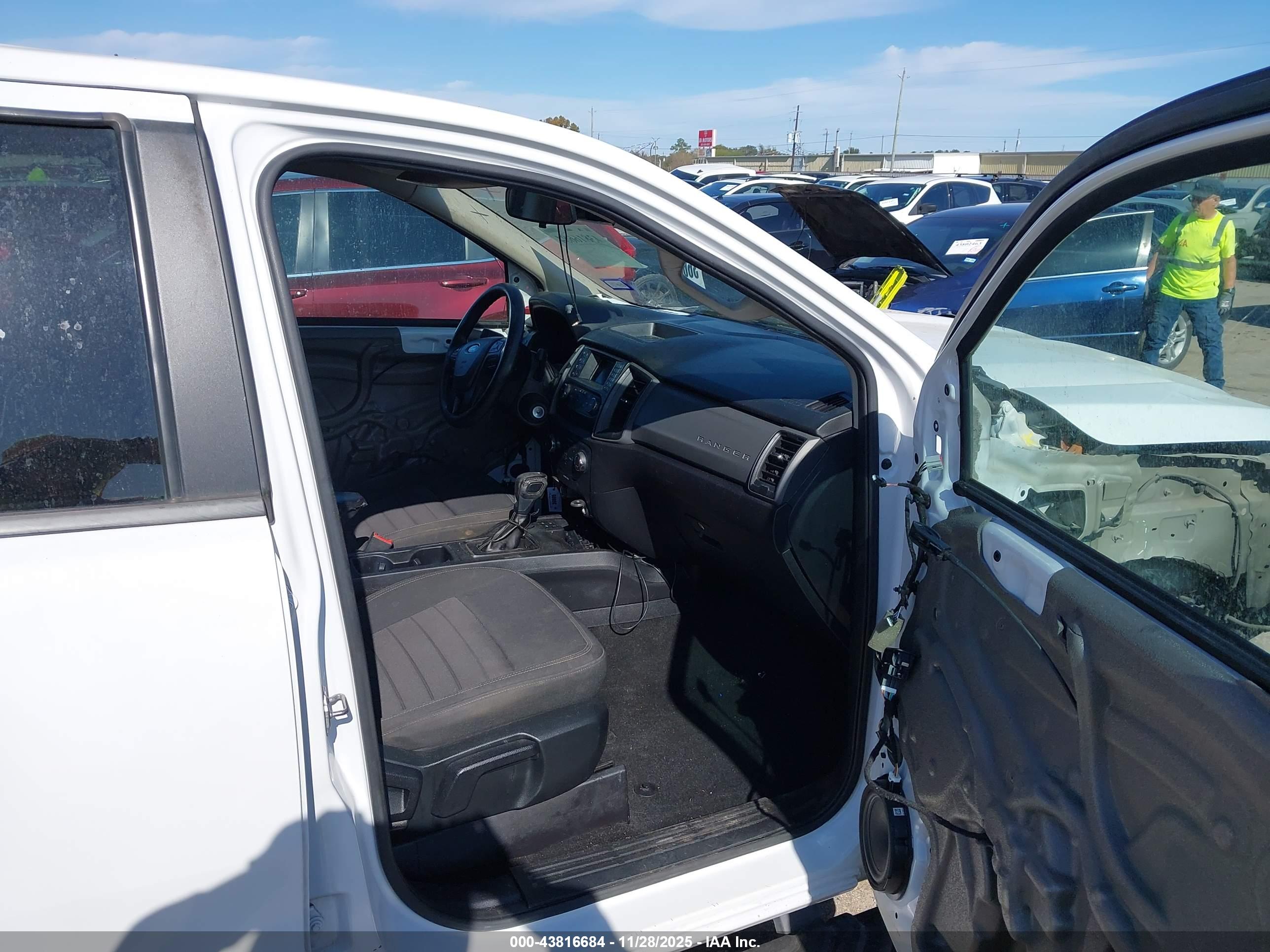 FORD RANGER image 5