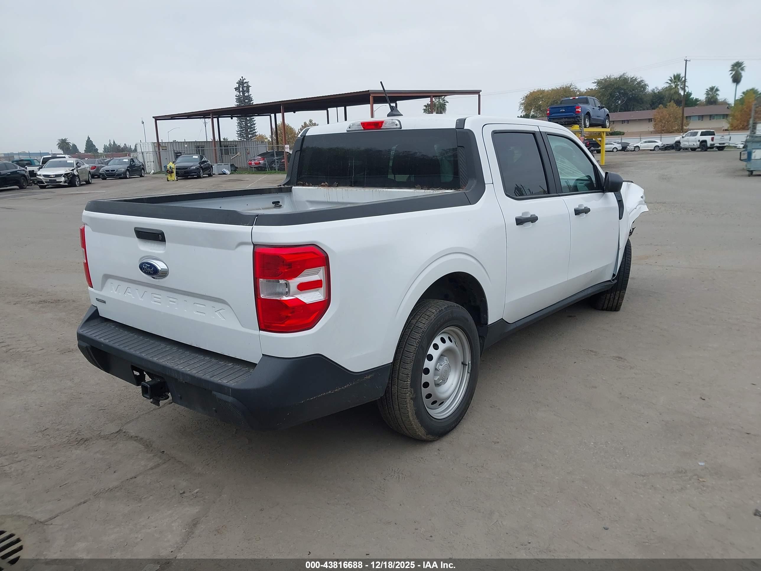 FORD MAVERICK image 4