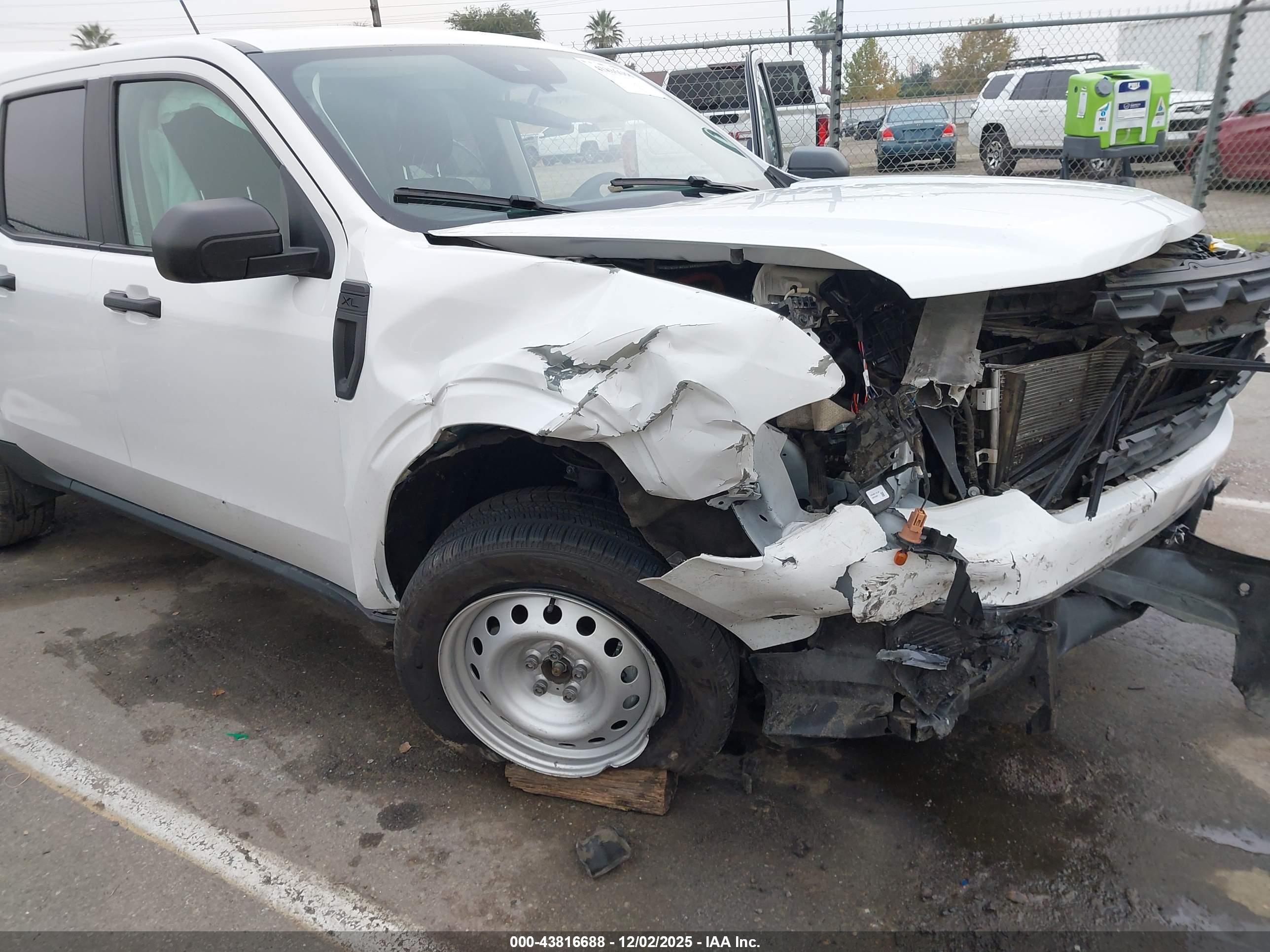 FORD MAVERICK image 6
