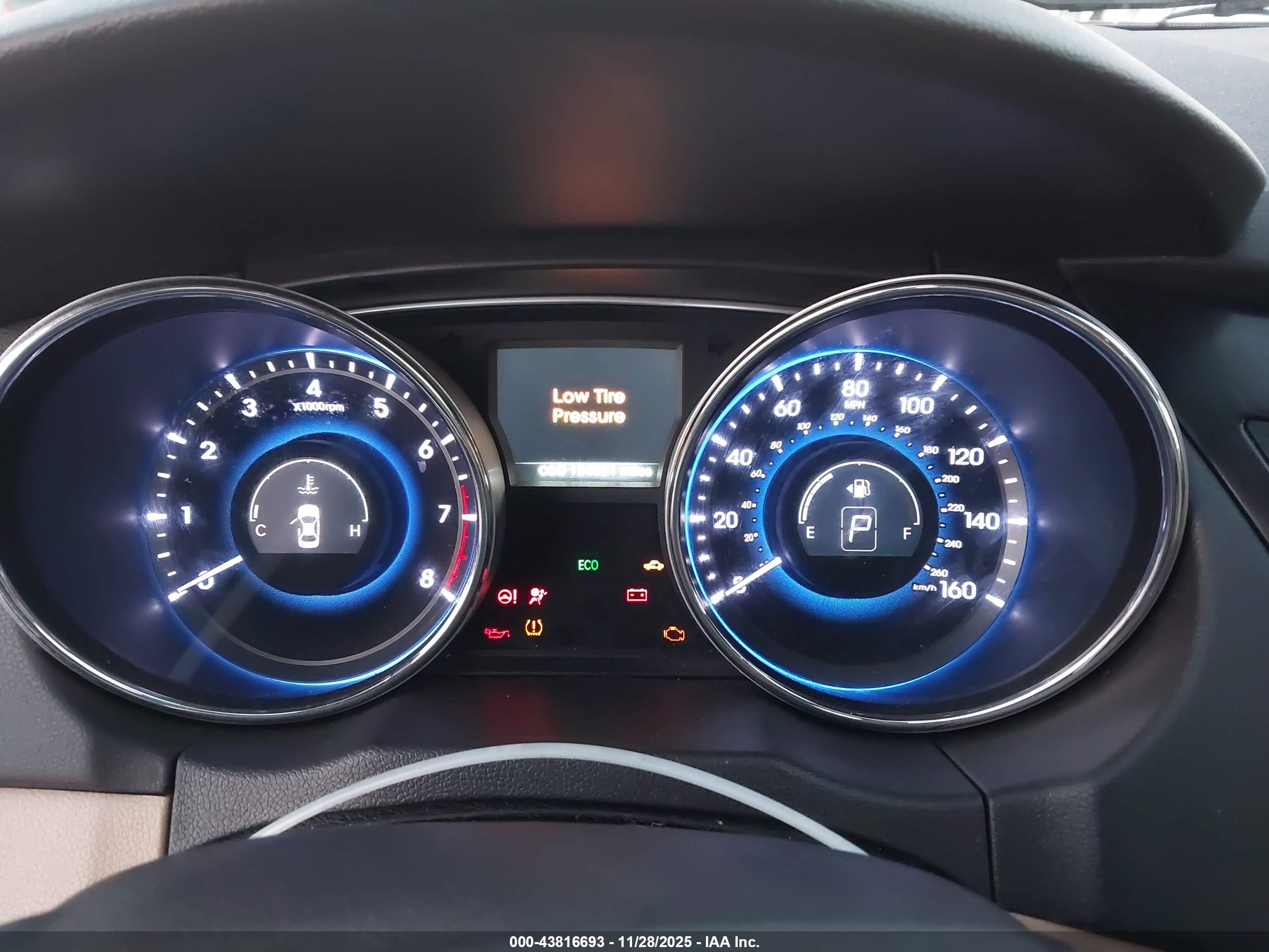 HYUNDAI SONATA image 7