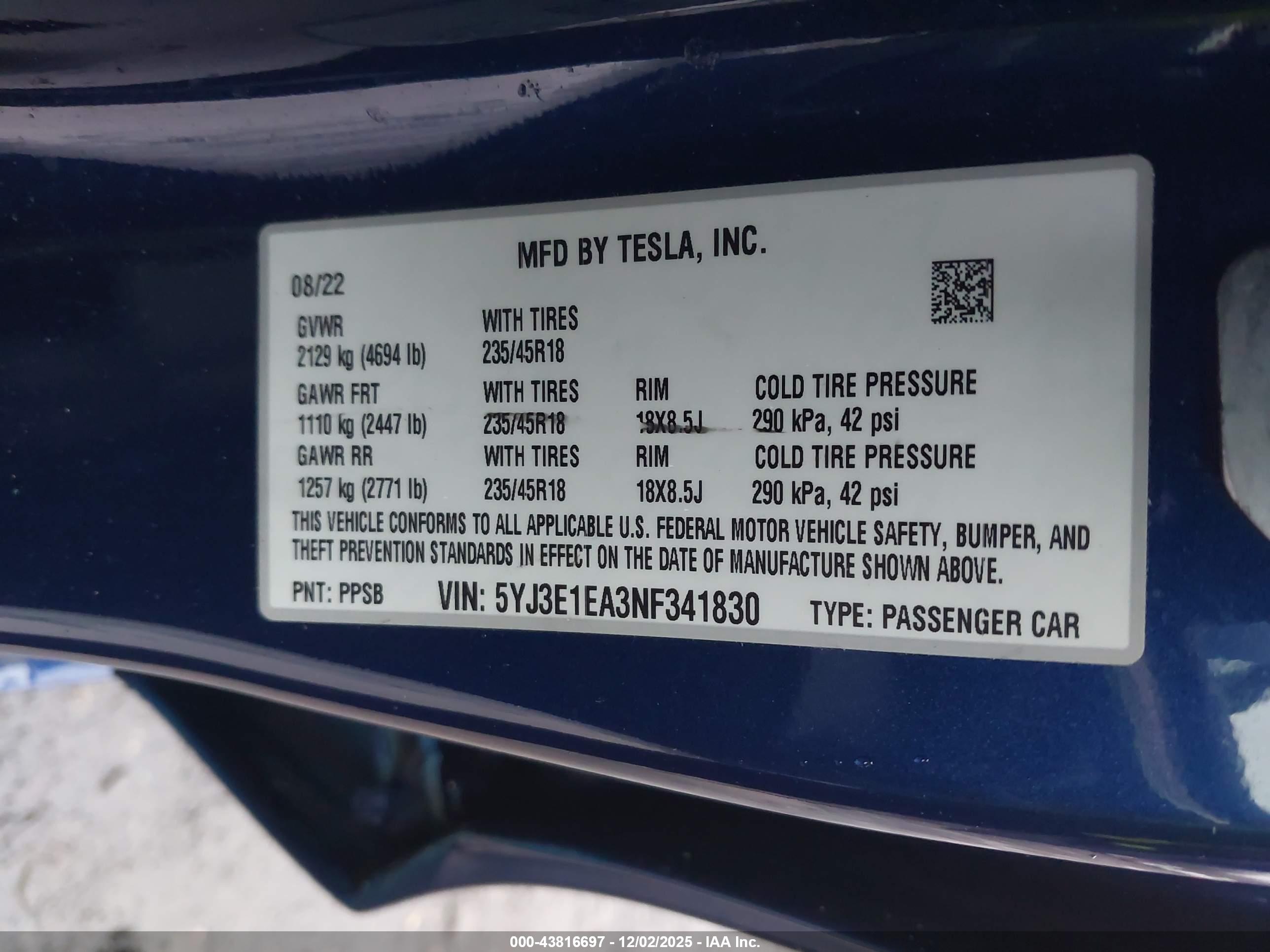 TESLA MODEL image 9