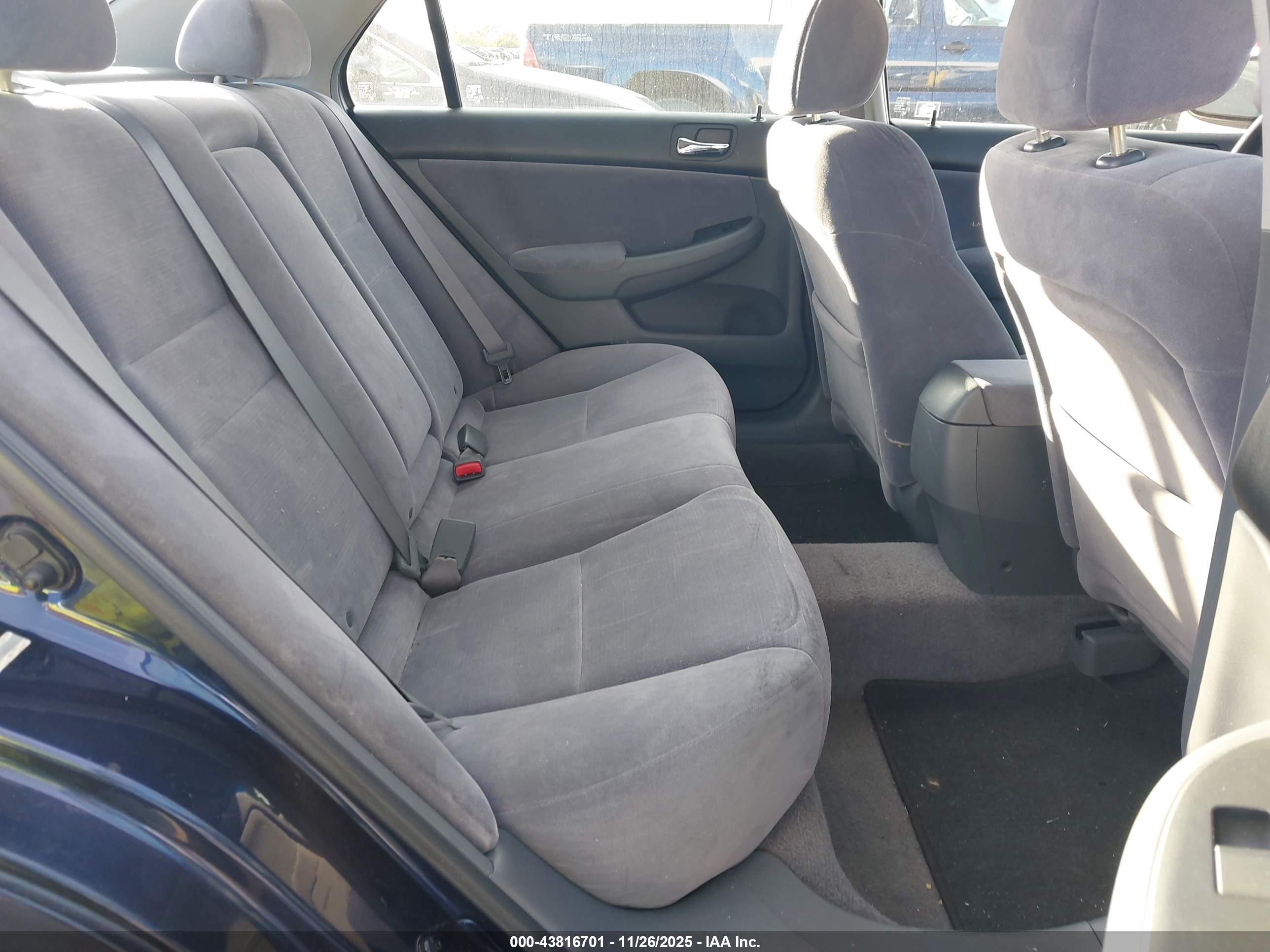 HONDA ACCORD image 8
