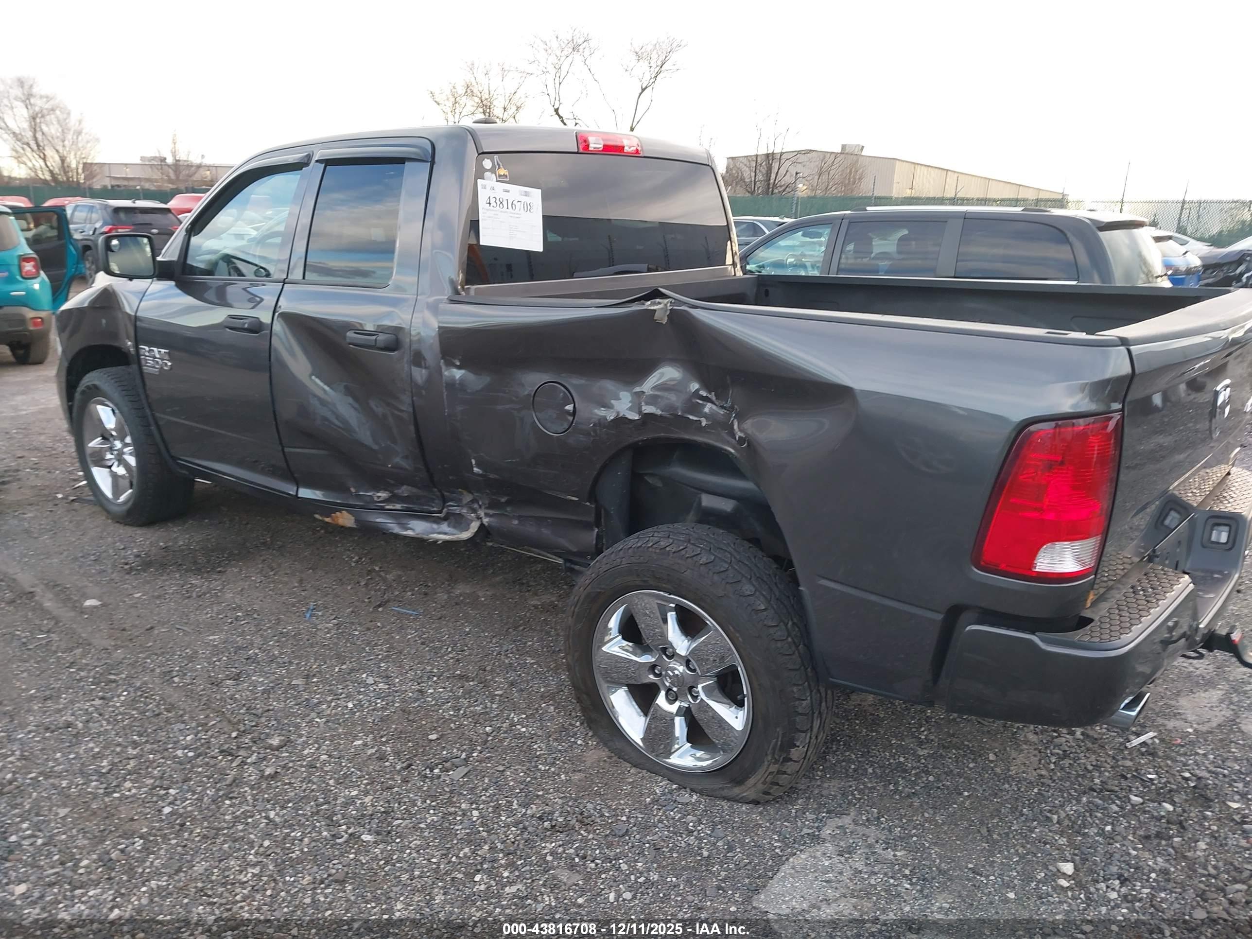 RAM 1500 image 3