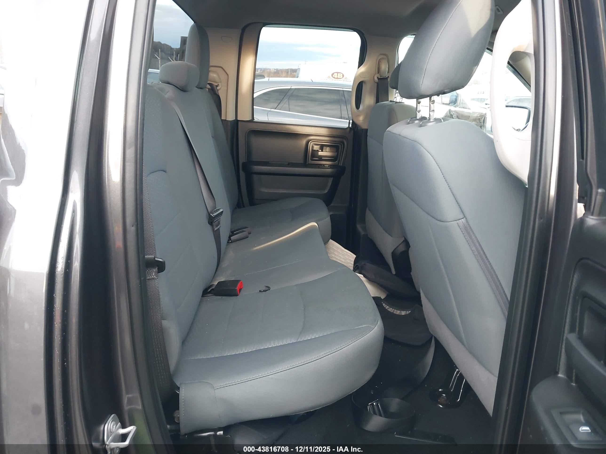 RAM 1500 image 8