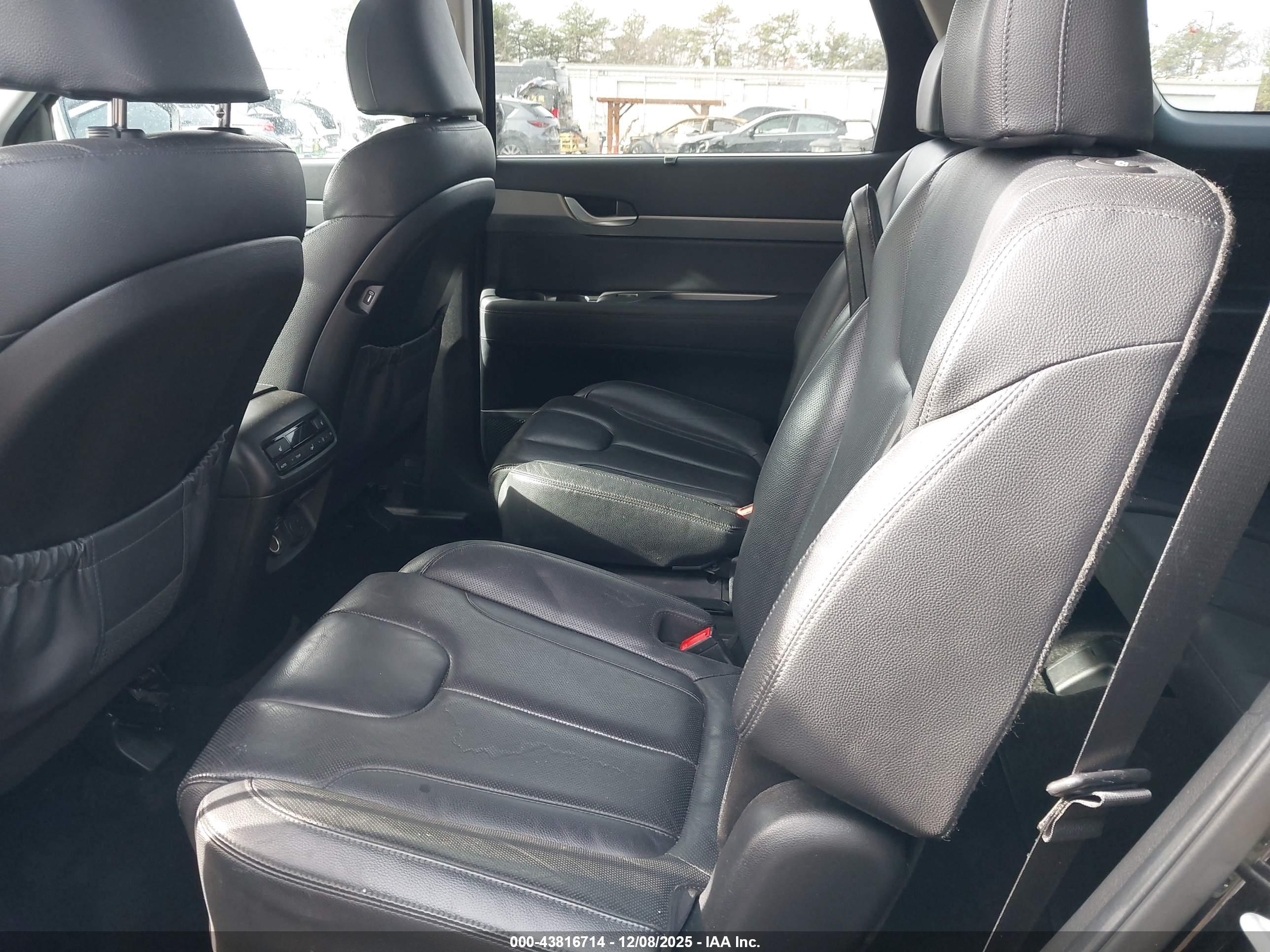 HYUNDAI PALISADE image 8