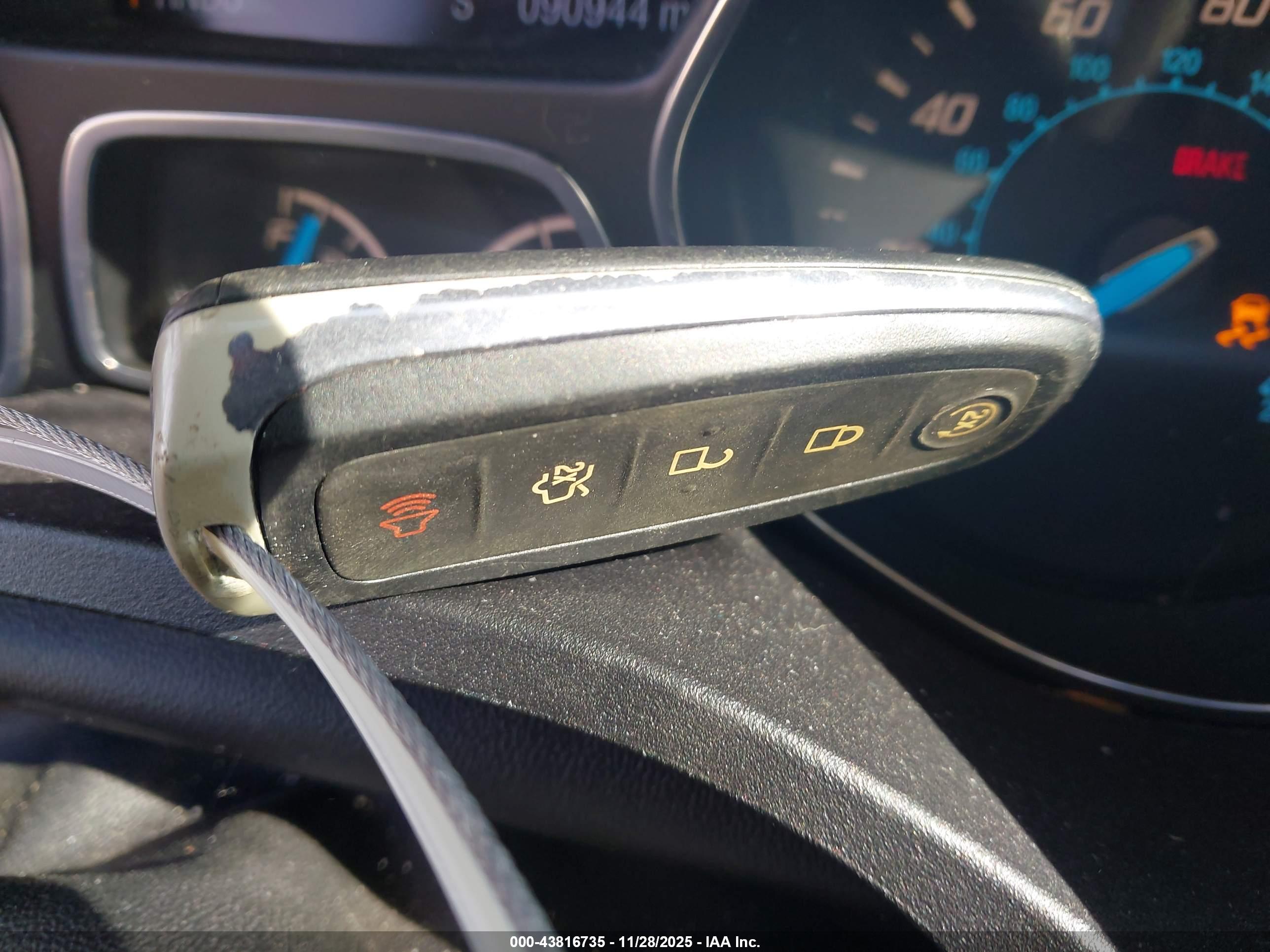 FORD ESCAPE image 11