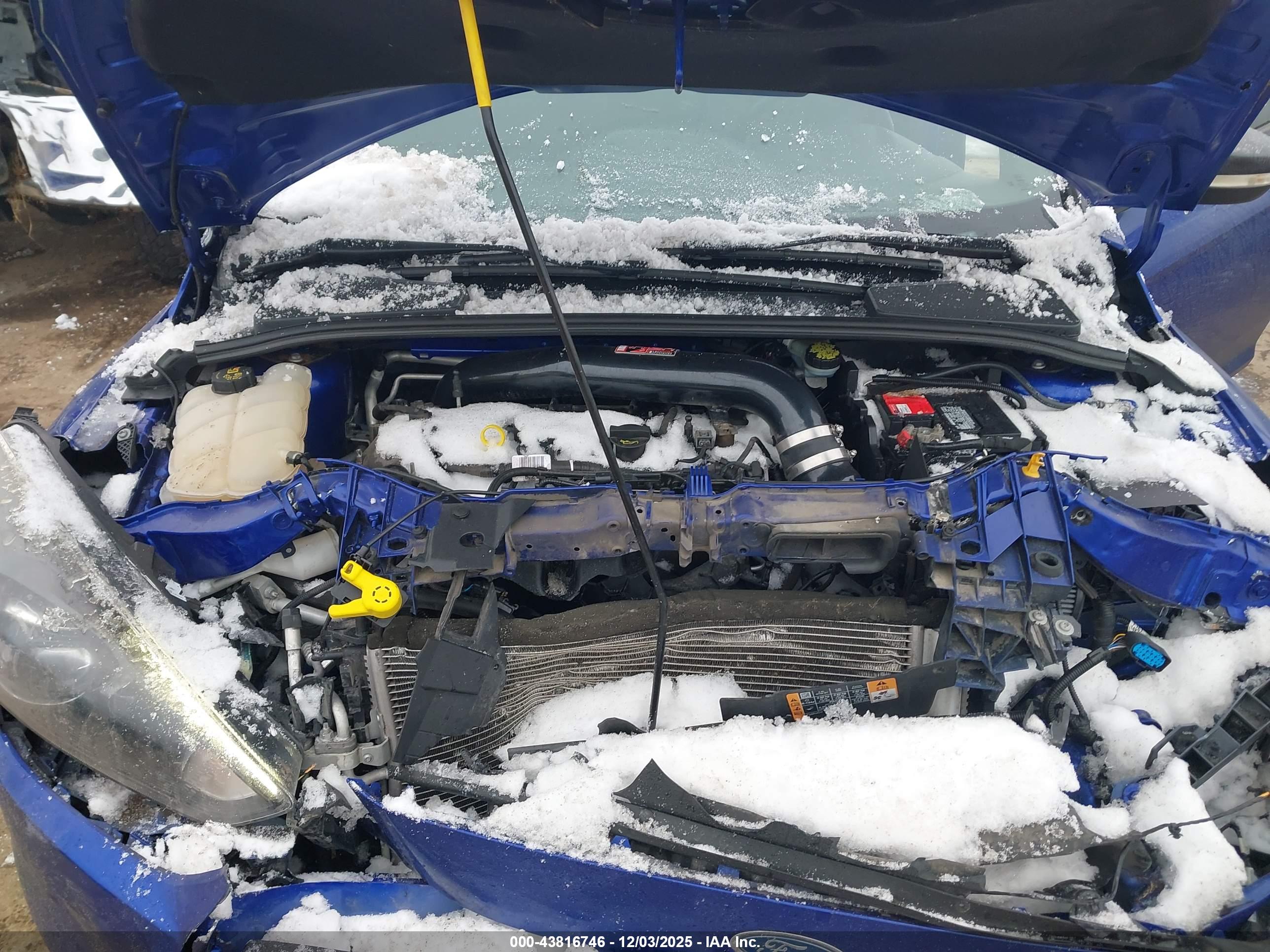 FORD FOCUS image 10
