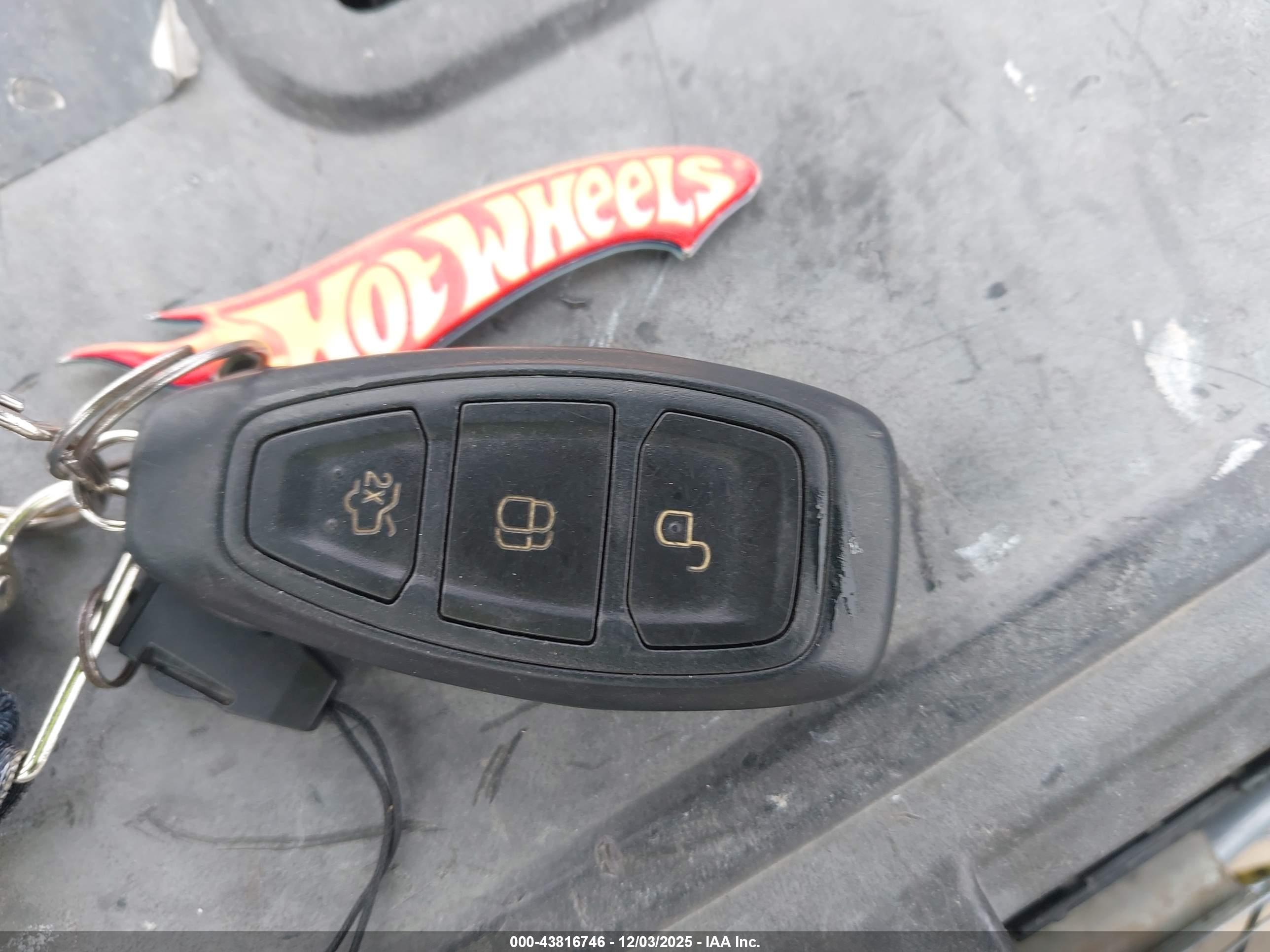 FORD FOCUS image 11