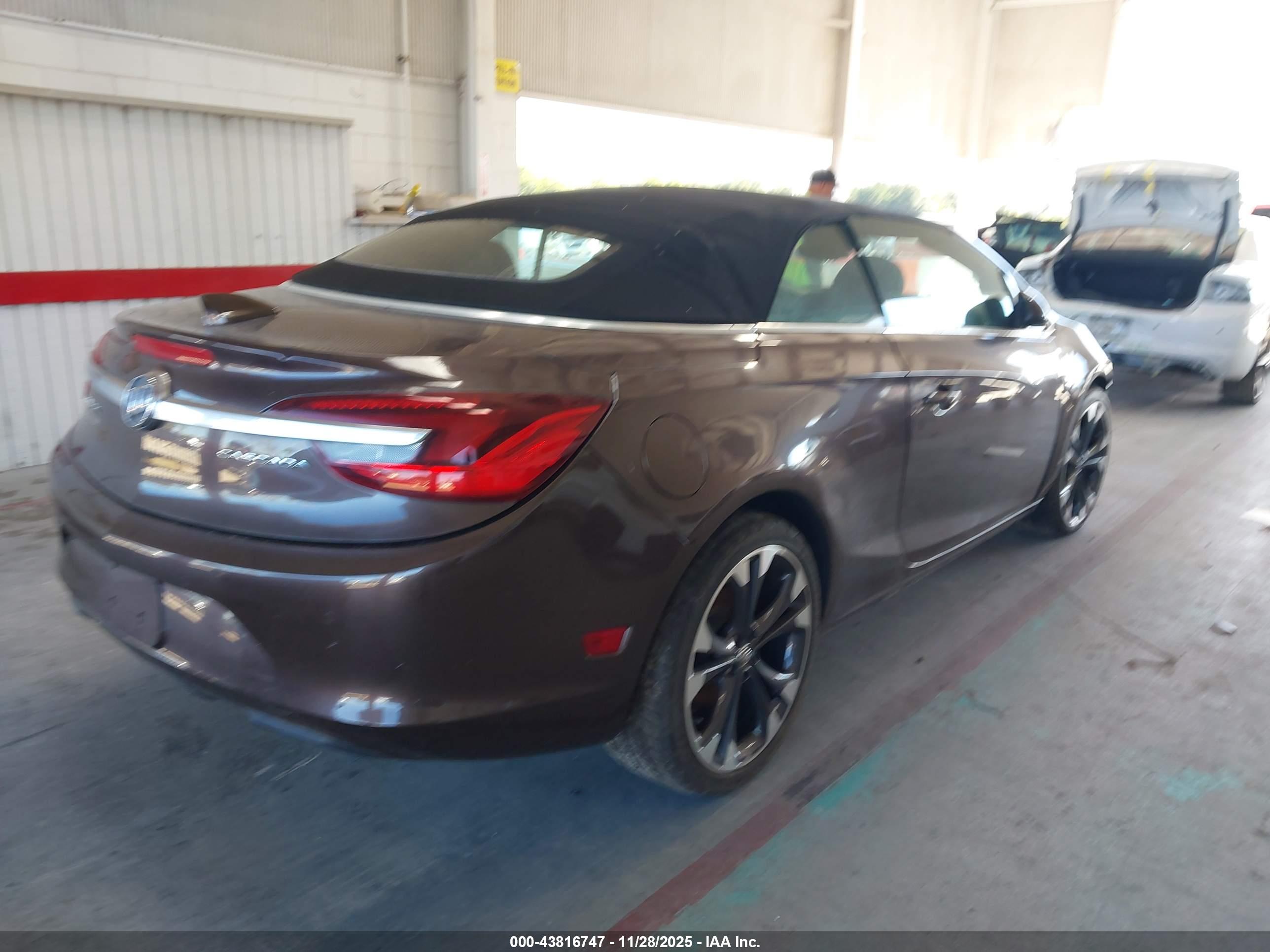 BUICK CASCADA image 4