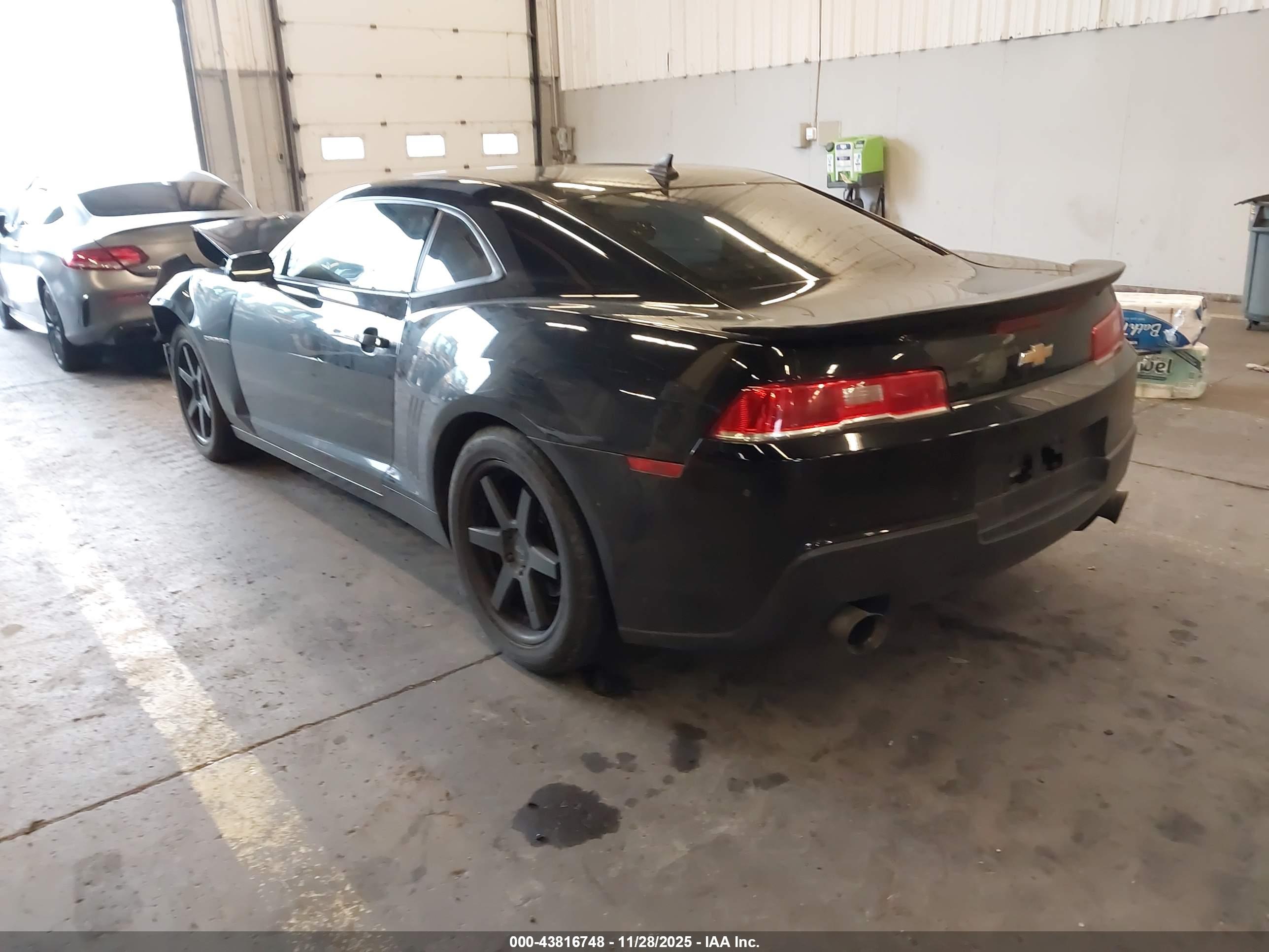 CHEVROLET CAMARO image 3