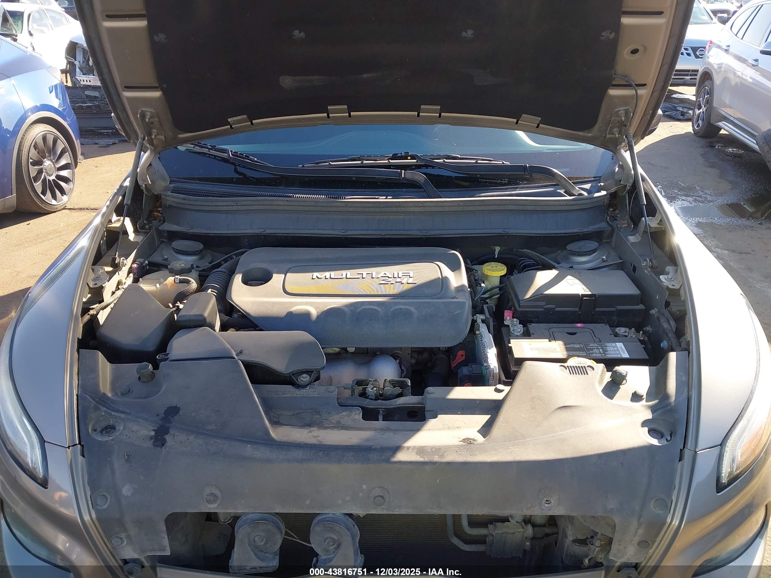 JEEP CHEROKEE image 10